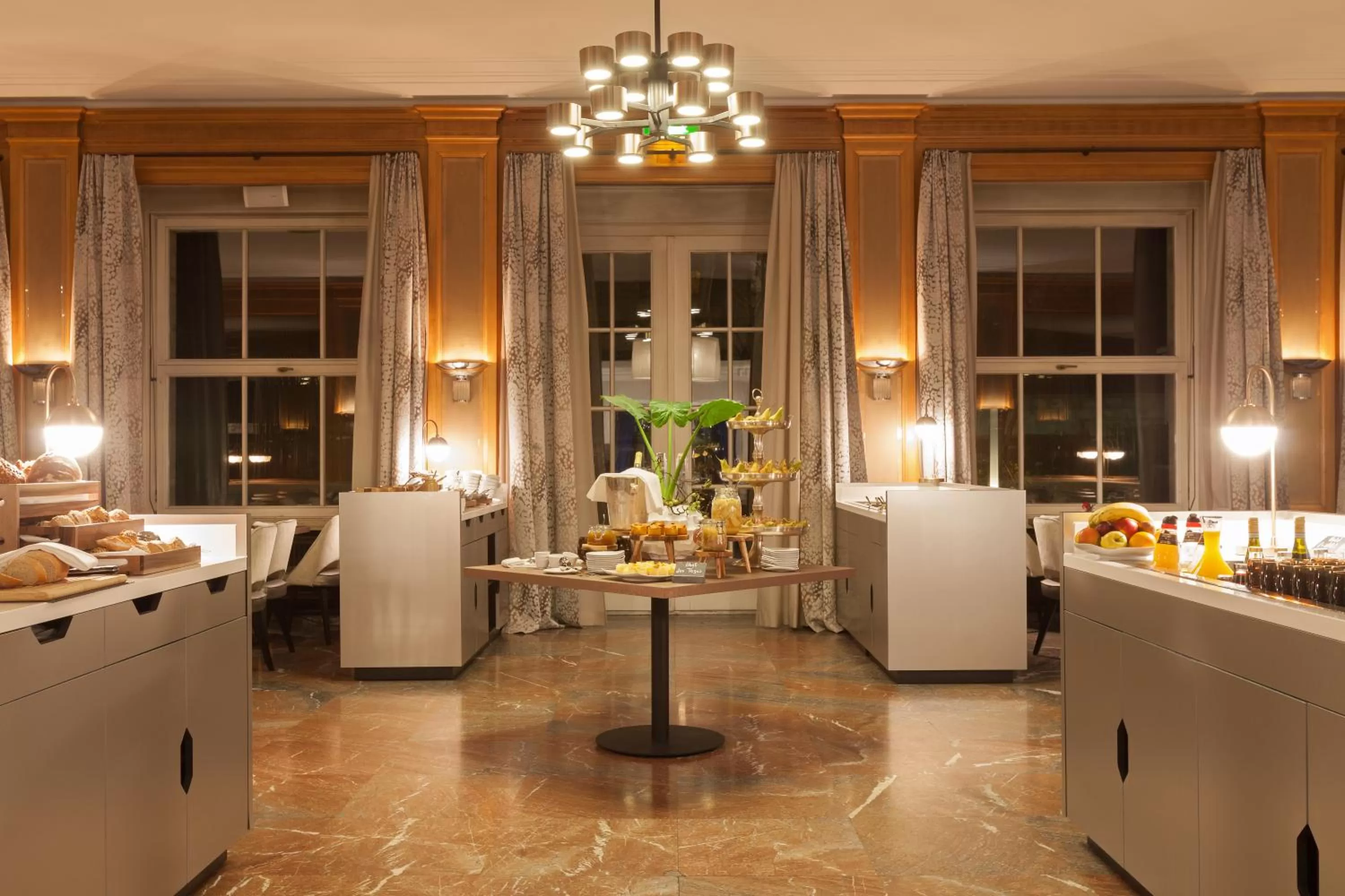 Breakfast in Hotel Elephant Weimar, Autograph Collection