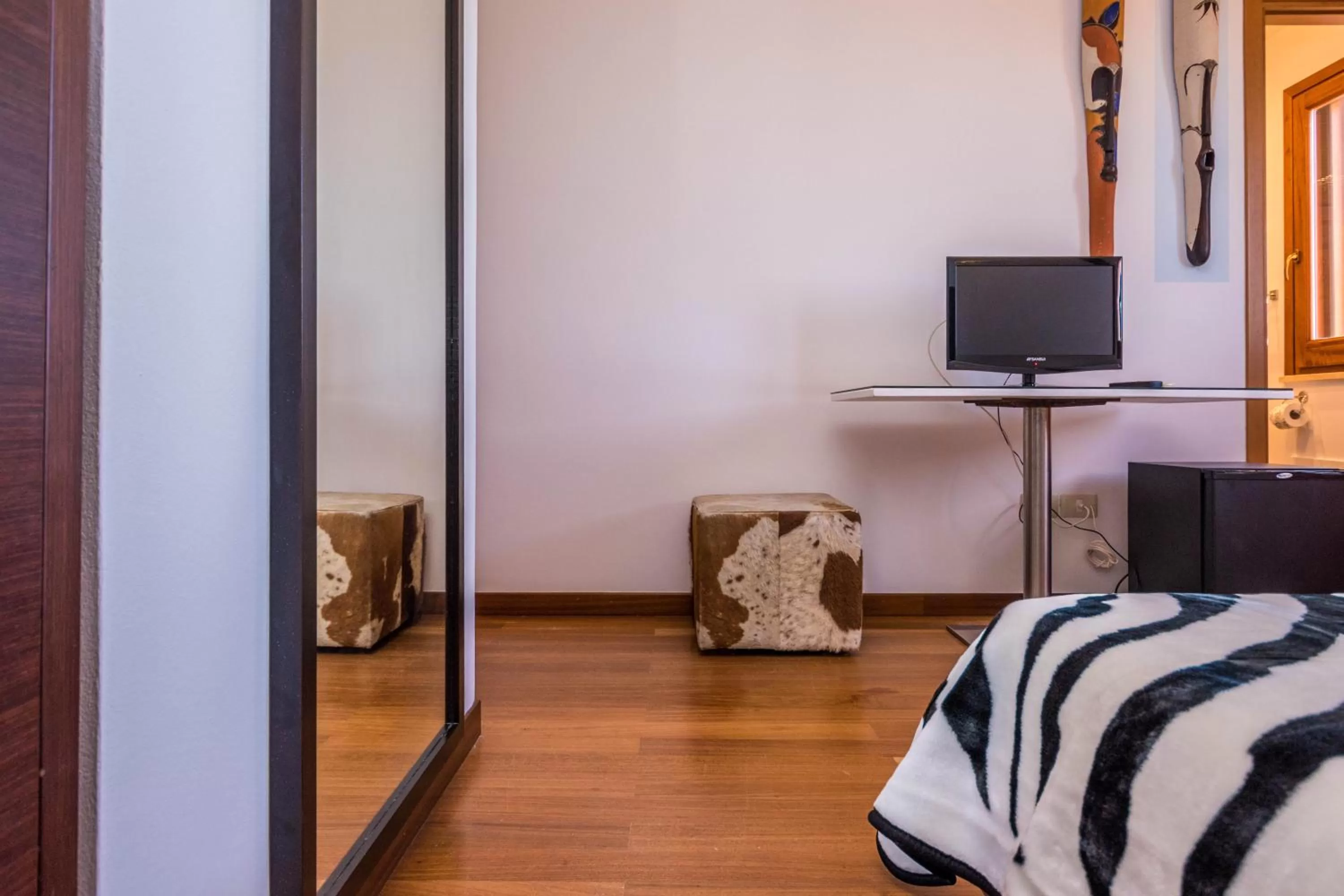 Bedroom, TV/Entertainment Center in B&B Le Dune - Self Check in