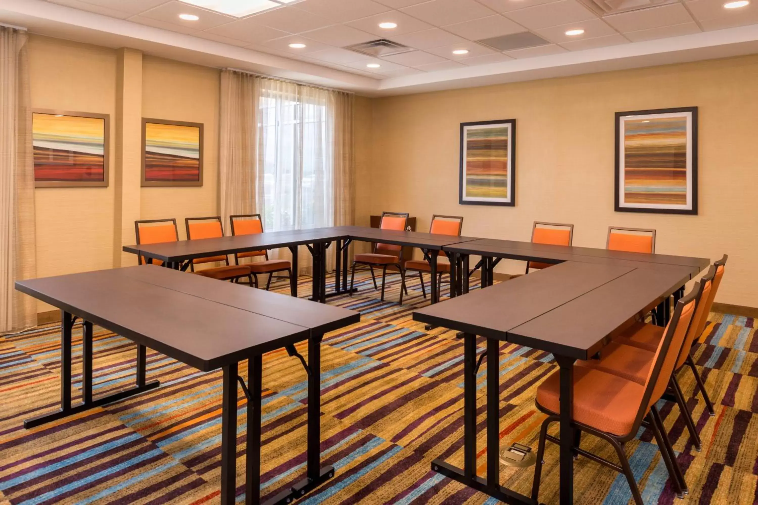 Meeting/conference room in Fairfield By Marriott Huntington