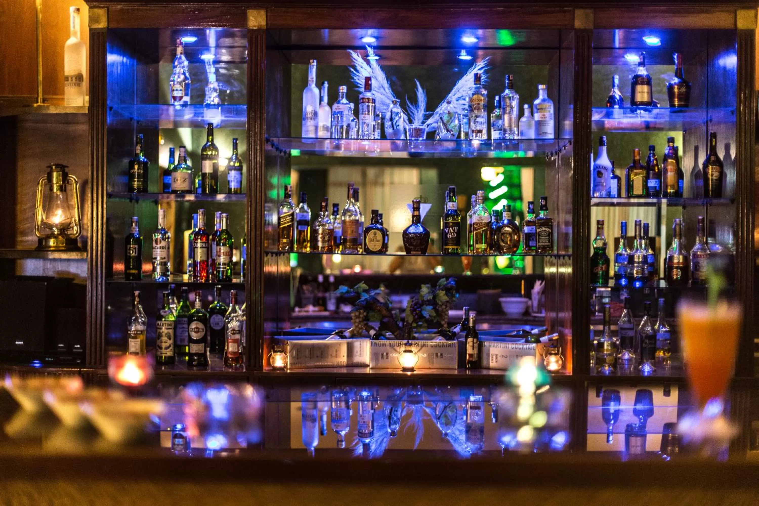 Lounge or bar in Royal Mirage Deluxe