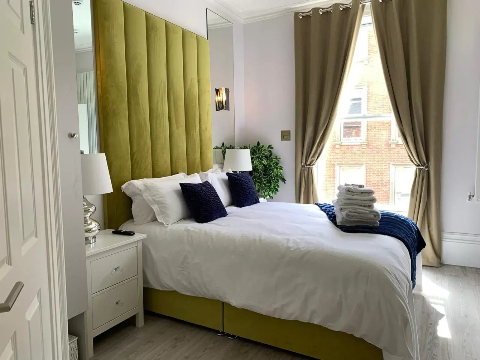 Bed in Winckley Square Residences