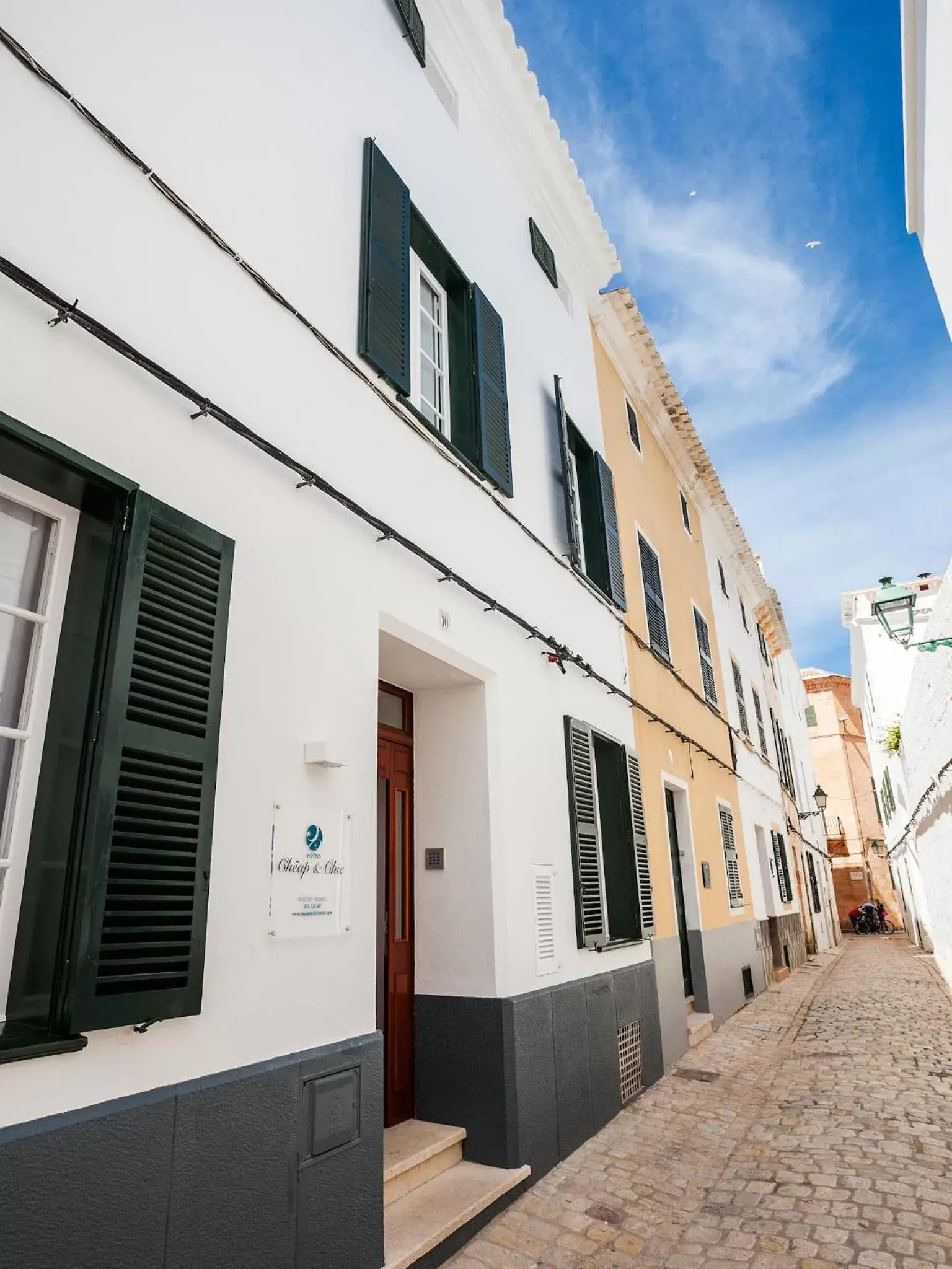 Facade/entrance, Property Building in Cheap & Chic Hotel