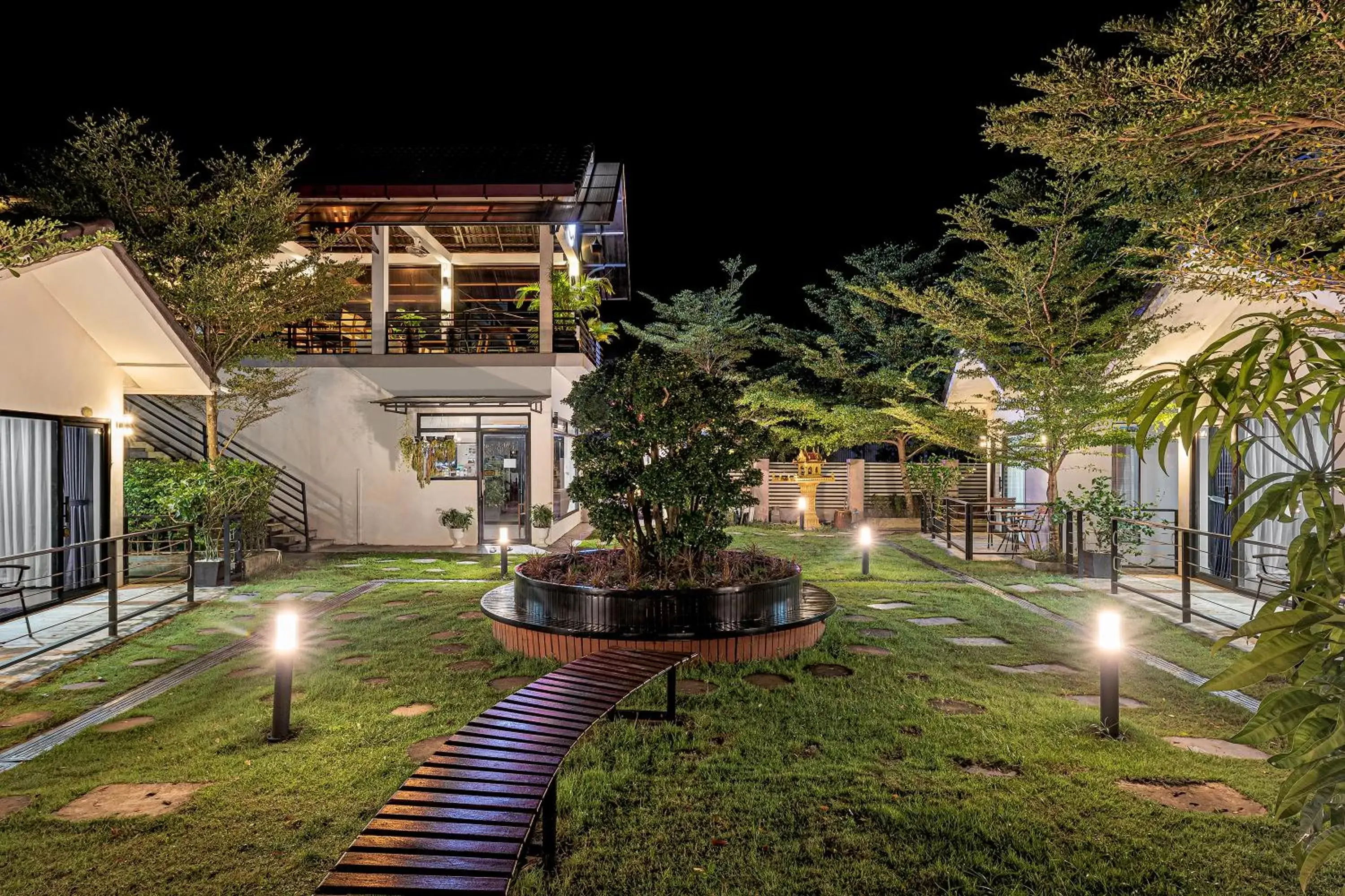 Garden, Property Building in Sandy Clay Bungalows