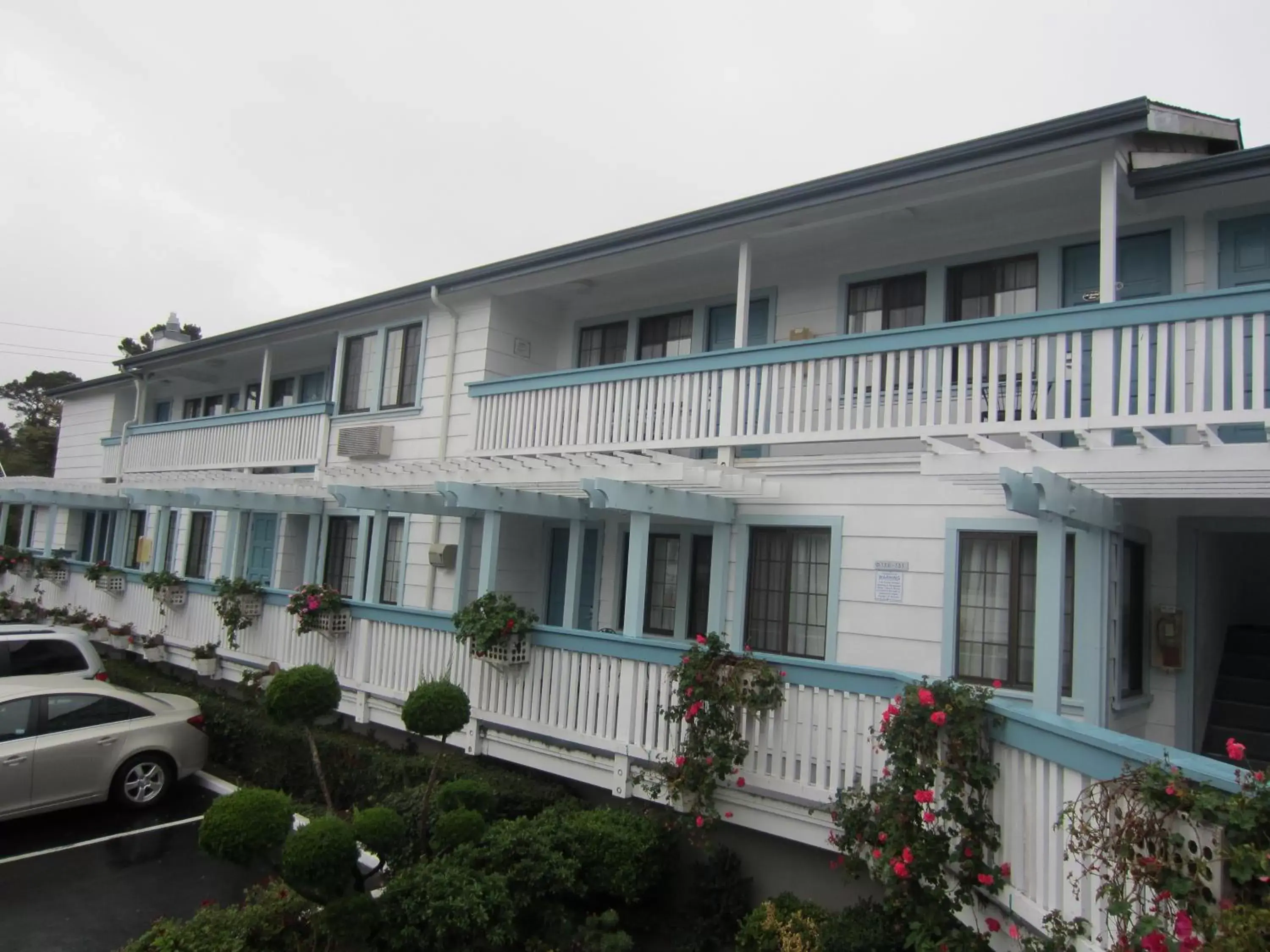 Facade/entrance in Arbor Inn Monterey Facade/entrance in Arbor Inn Monterey
