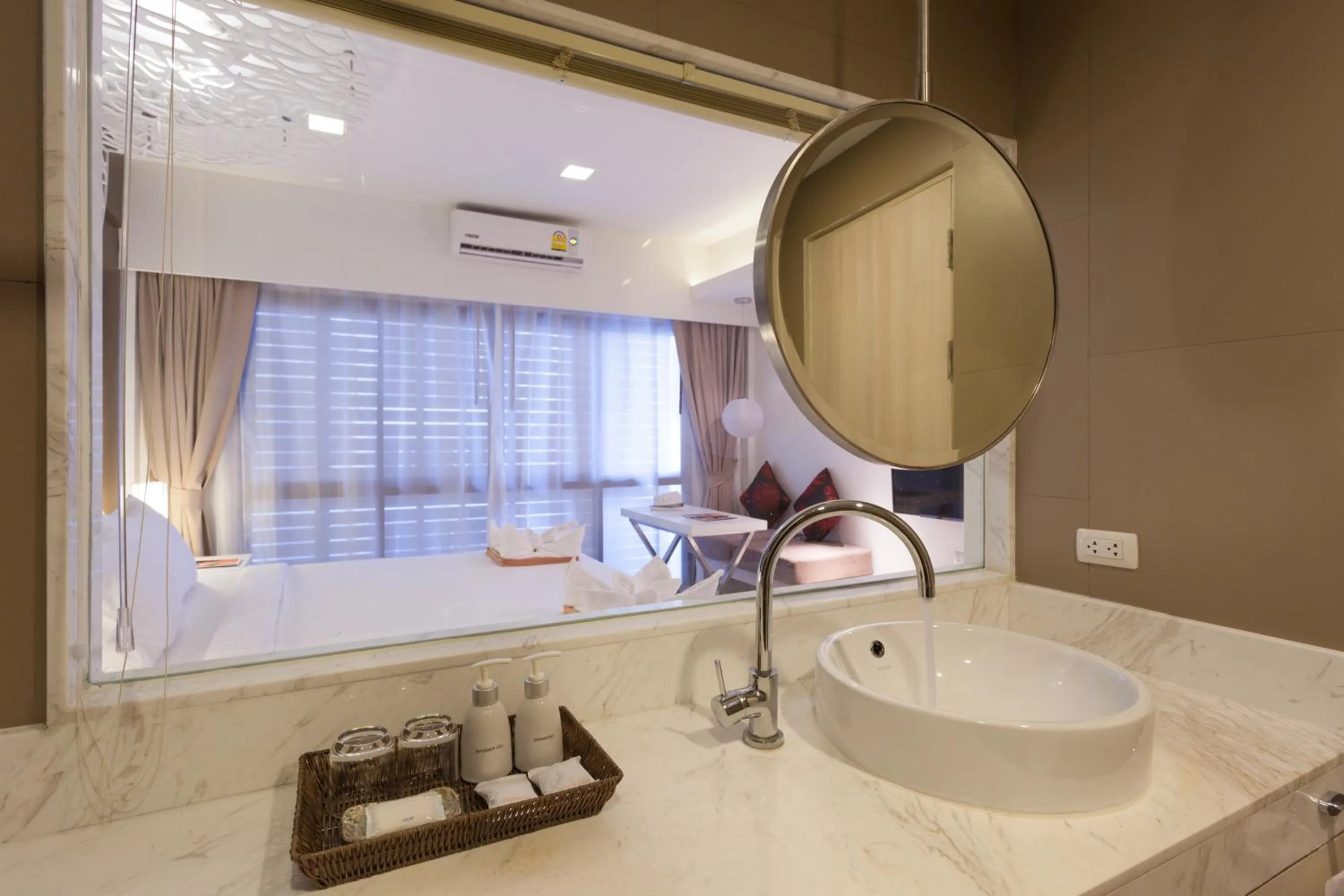 Bathroom in Coral Inn