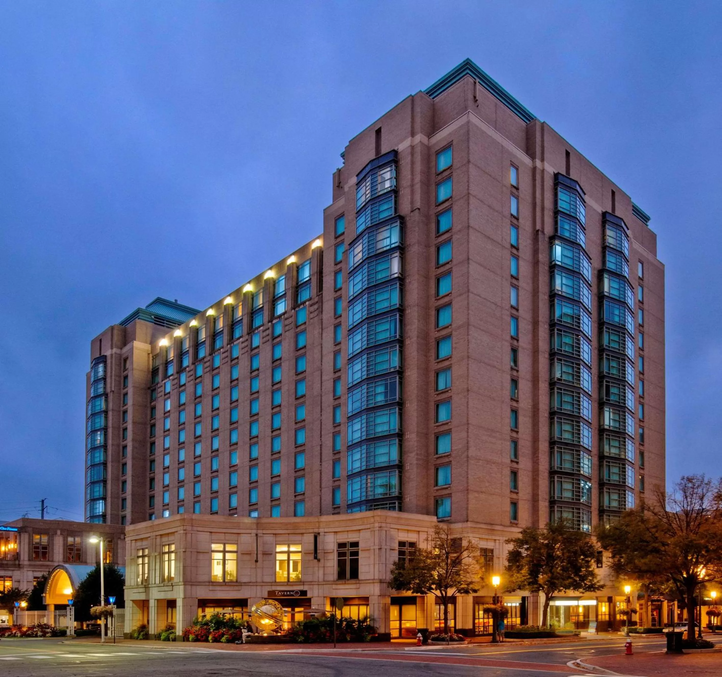 Property building in Hyatt Regency Reston