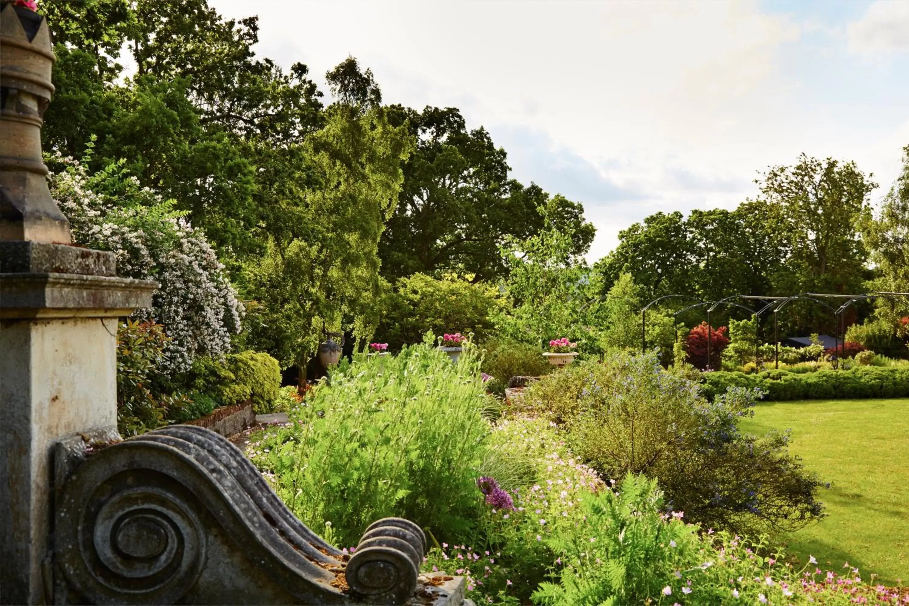 Garden in Bromley Court Hotel London