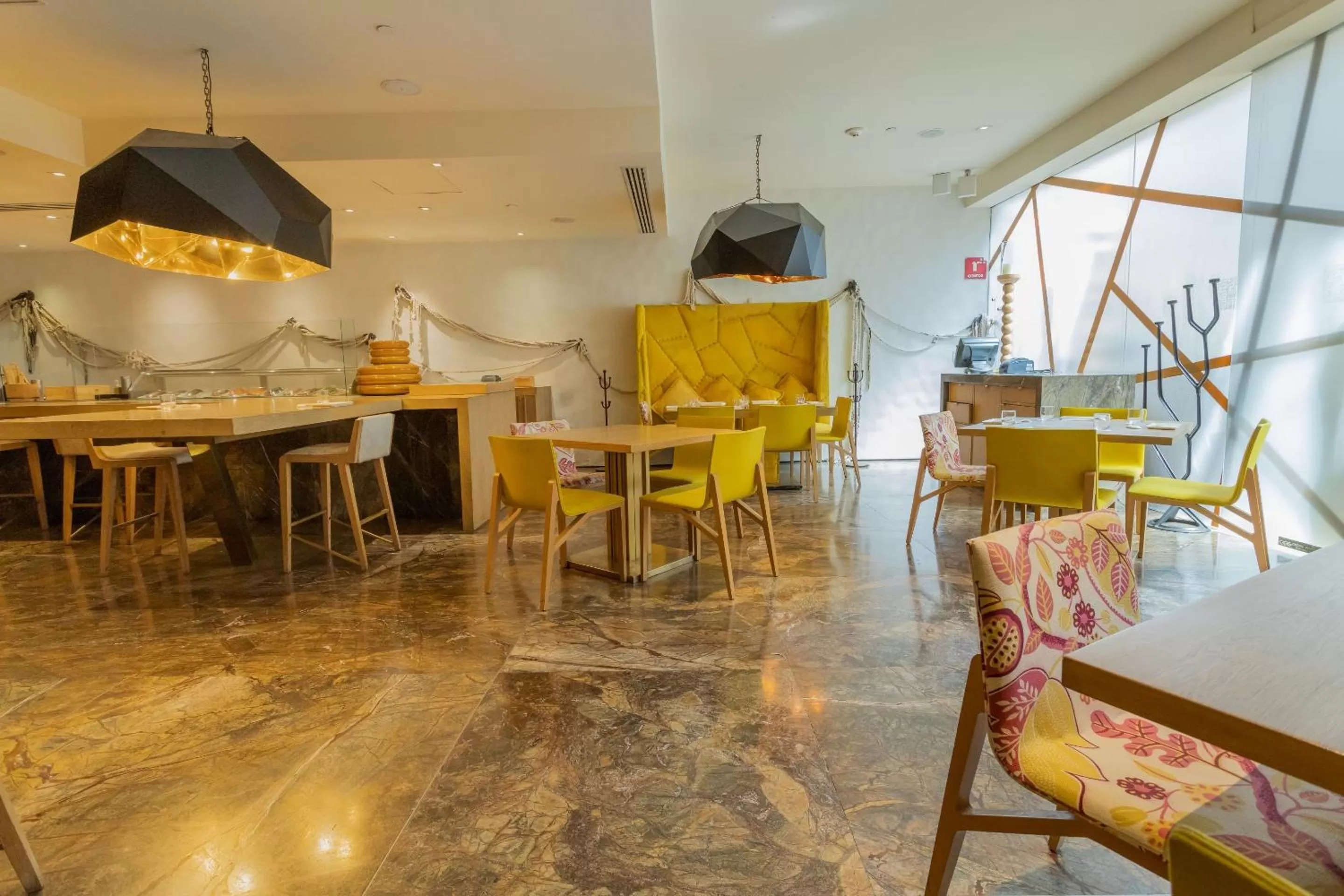 Restaurant/places to eat in Camino Real Polanco Mexico