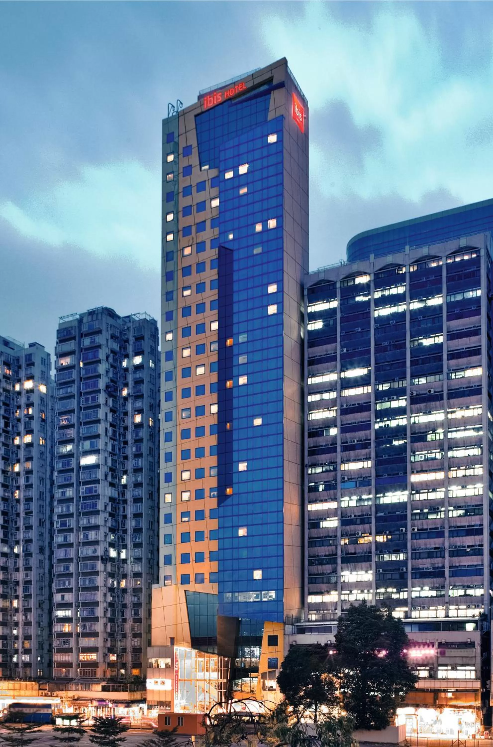Property building in ibis Hong Kong North Point