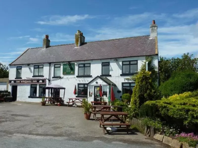 Property Building in The Windmill Inn - Whitby