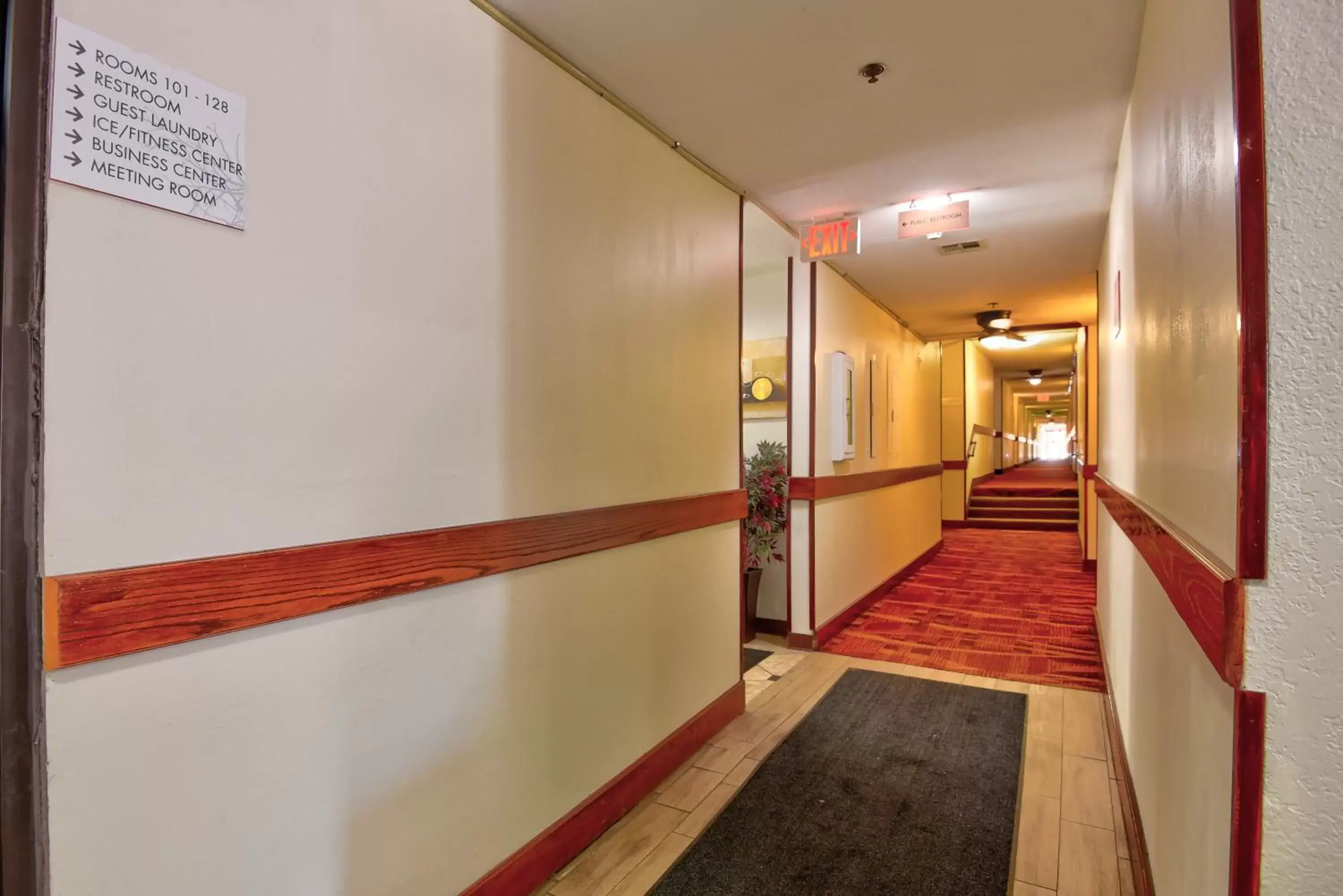 Property building in Ramada by Wyndham Oklahoma City Airport North