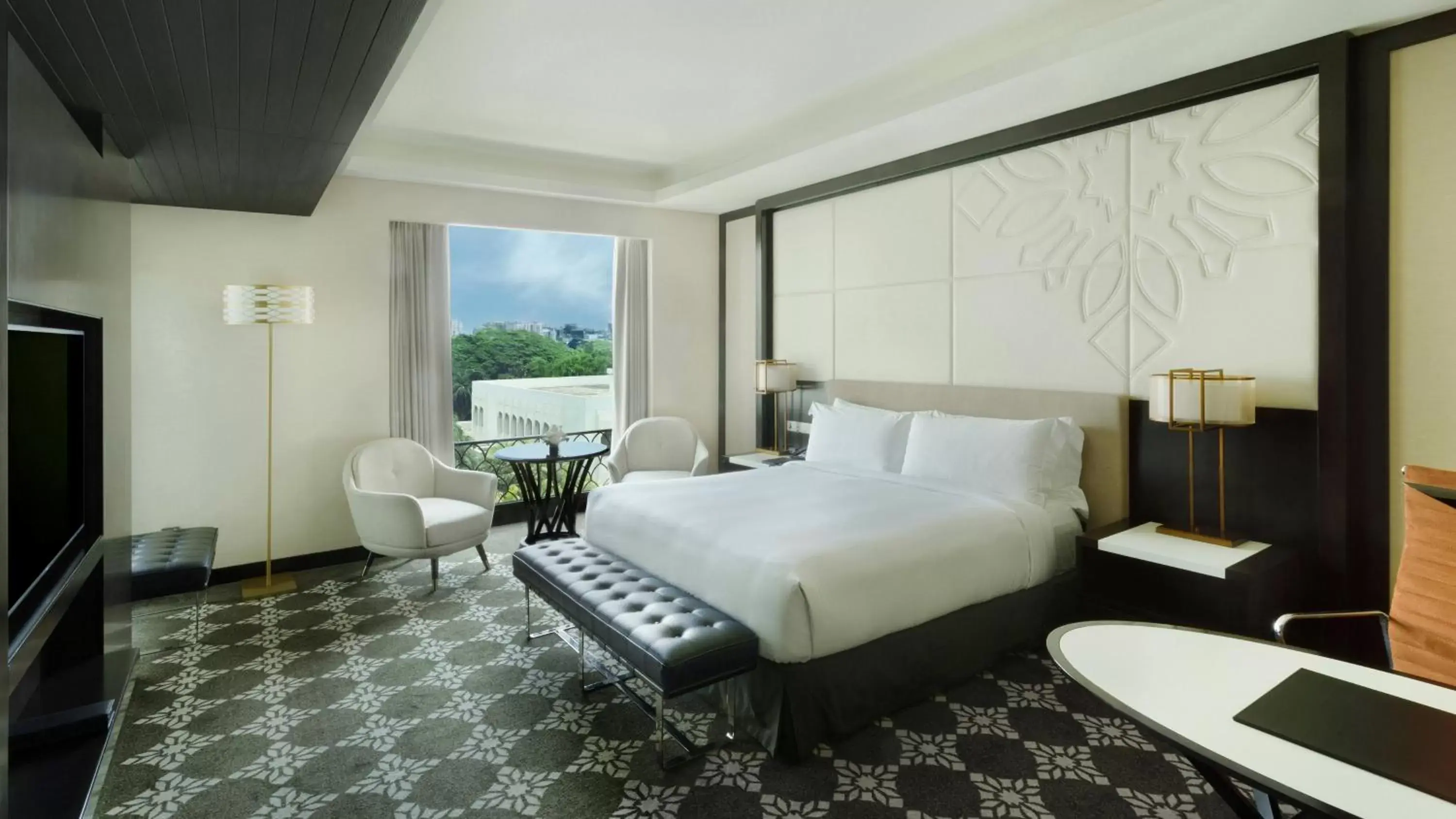 Bedroom, Bed in InterContinental Dhaka, an IHG Hotel