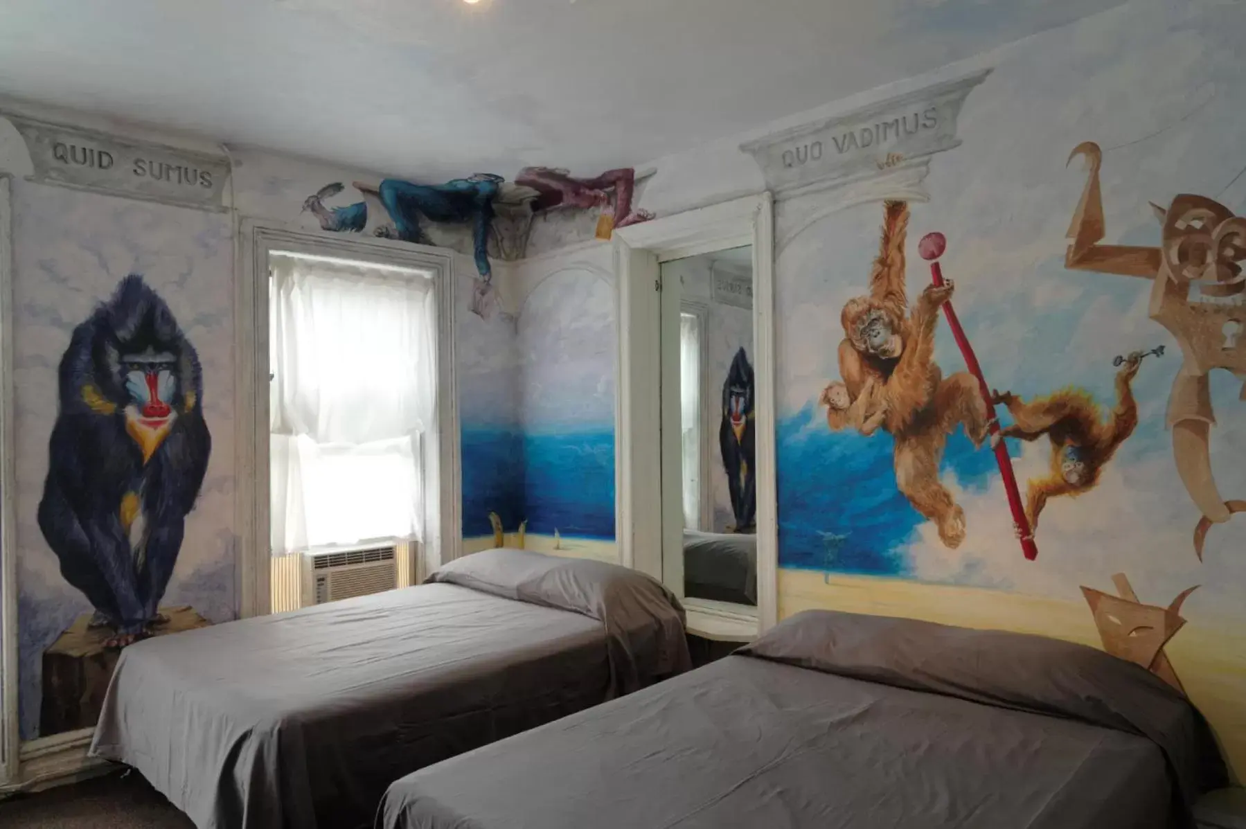 Bed in Carlton Arms Hotel Bed in Carlton Arms Hotel