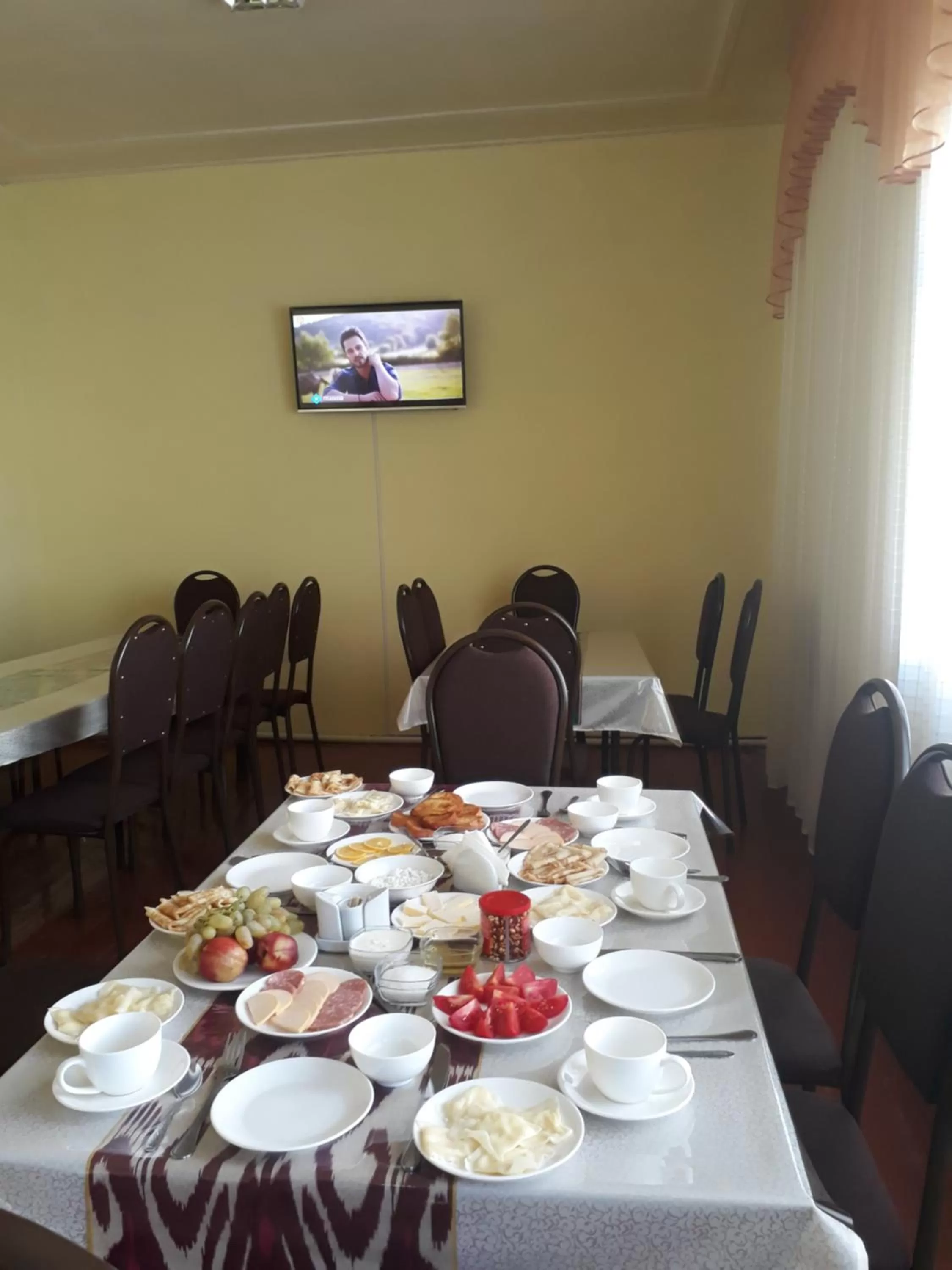 Restaurant/places to eat in Bukhara house hotel