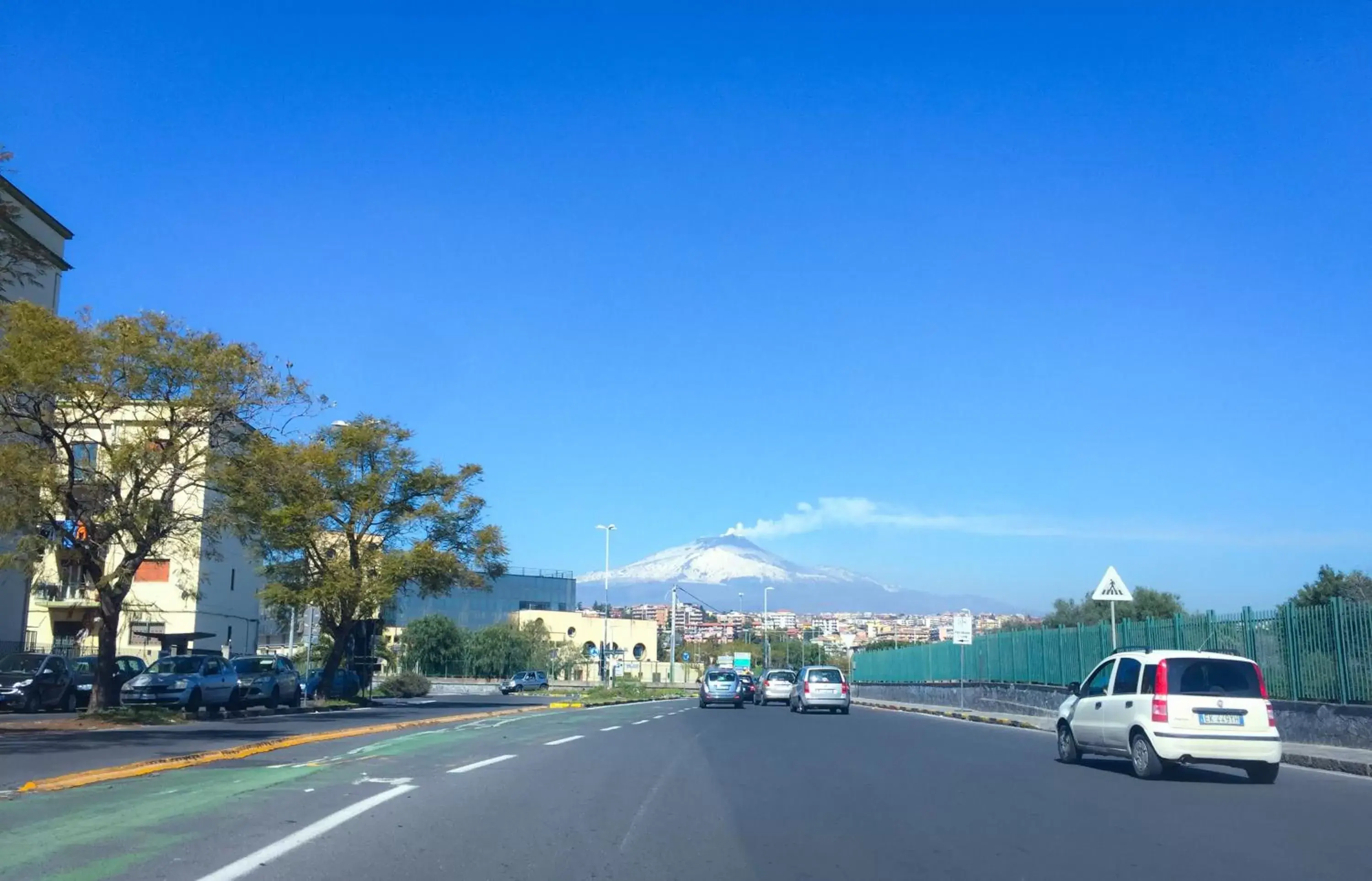 Mountain view in B&B Policlinico Gaspare Rodolico