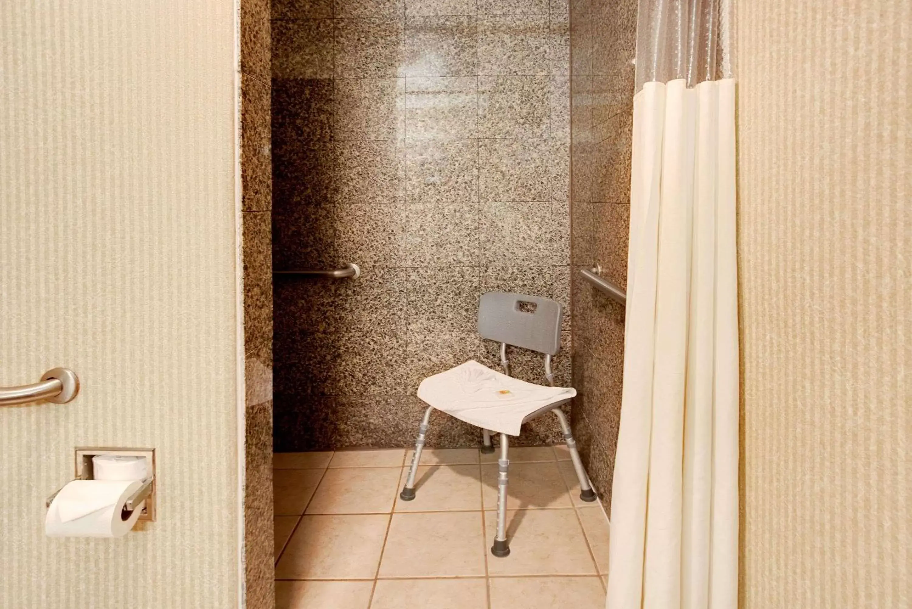 Bathroom in Days Inn & Suites by Wyndham Artesia