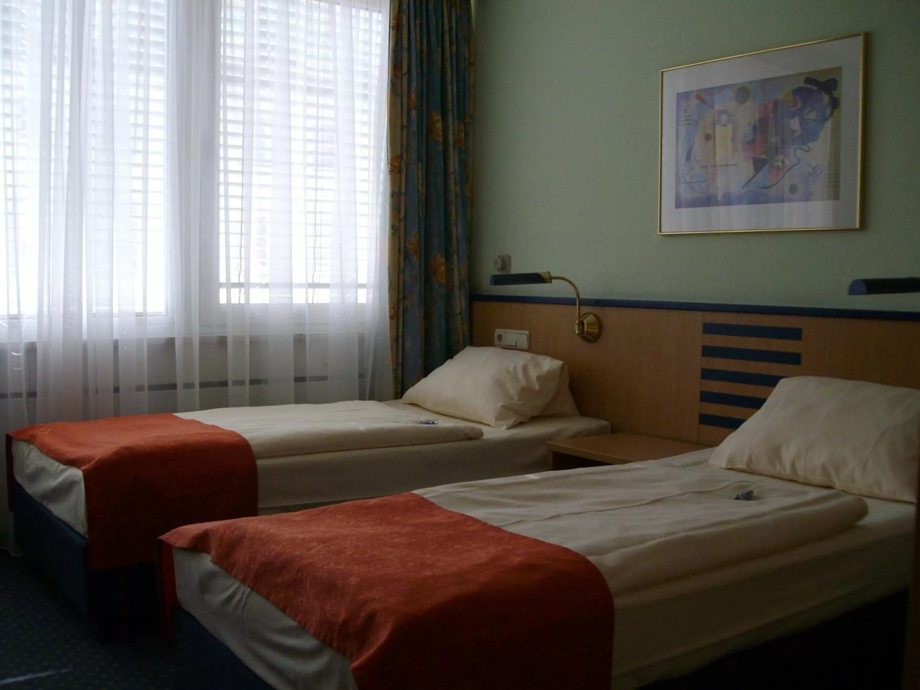 Photo of the whole room, Bed in Superior Hotel Präsident