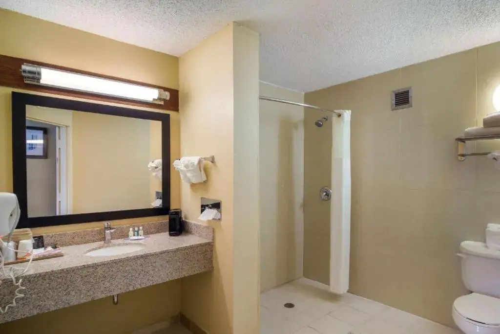 Bathroom in Stayable Suites Jax West