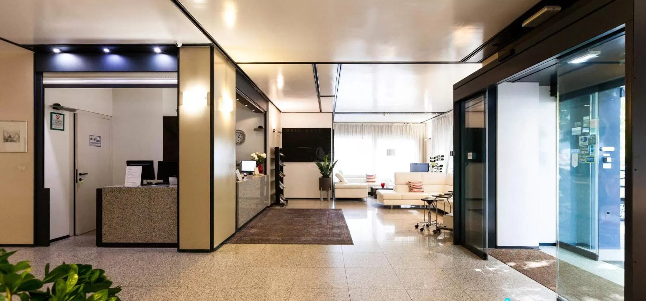 Lobby or reception in Hotel Lis