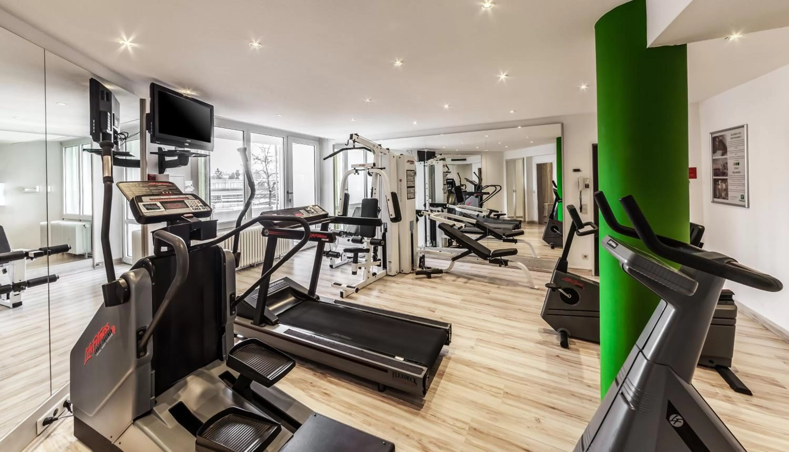 Spa and wellness centre/facilities in Holiday Inn Munich - South by IHG
