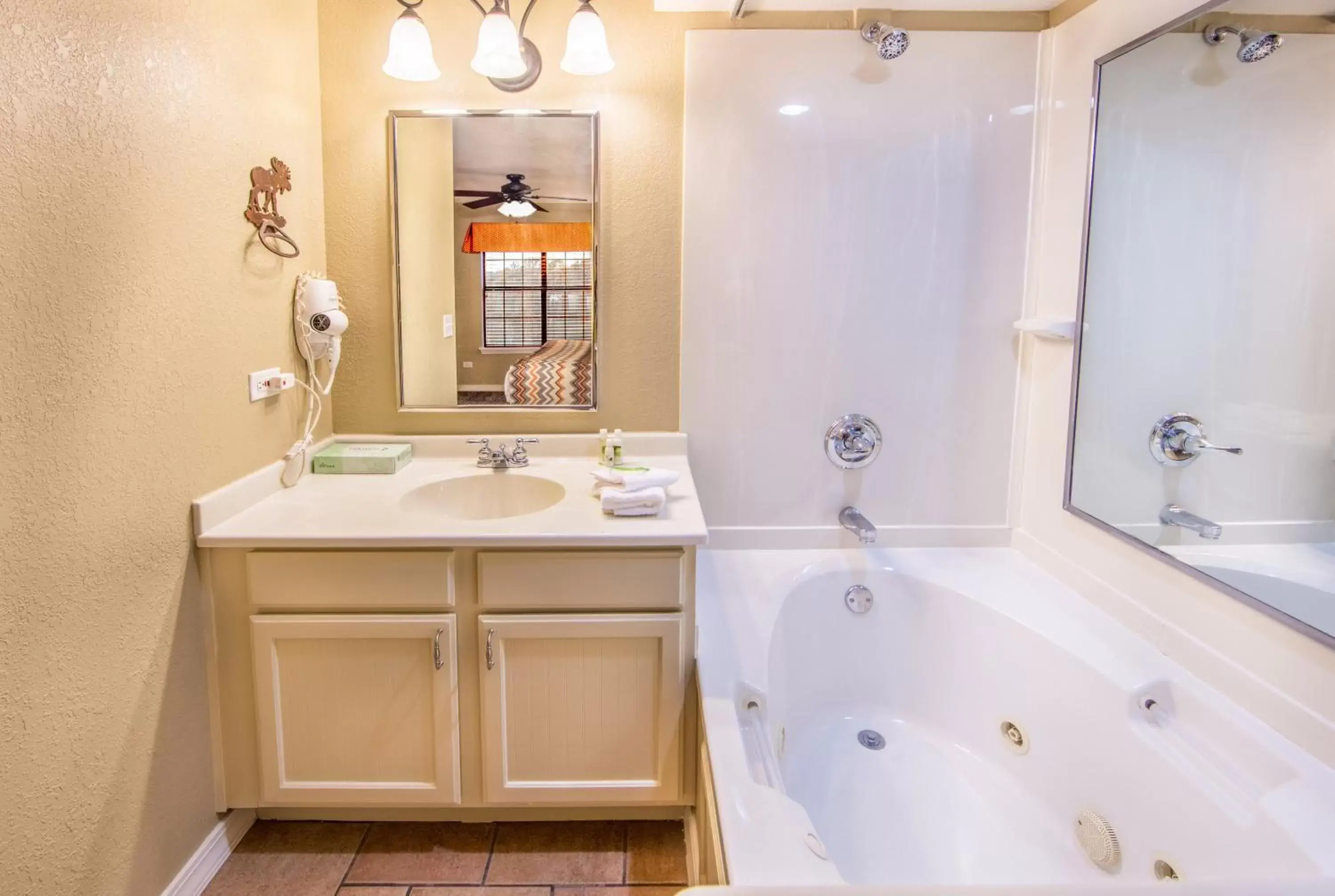 Bathroom in Holiday Inn Club Vacations Fox River Resort at Sheridan