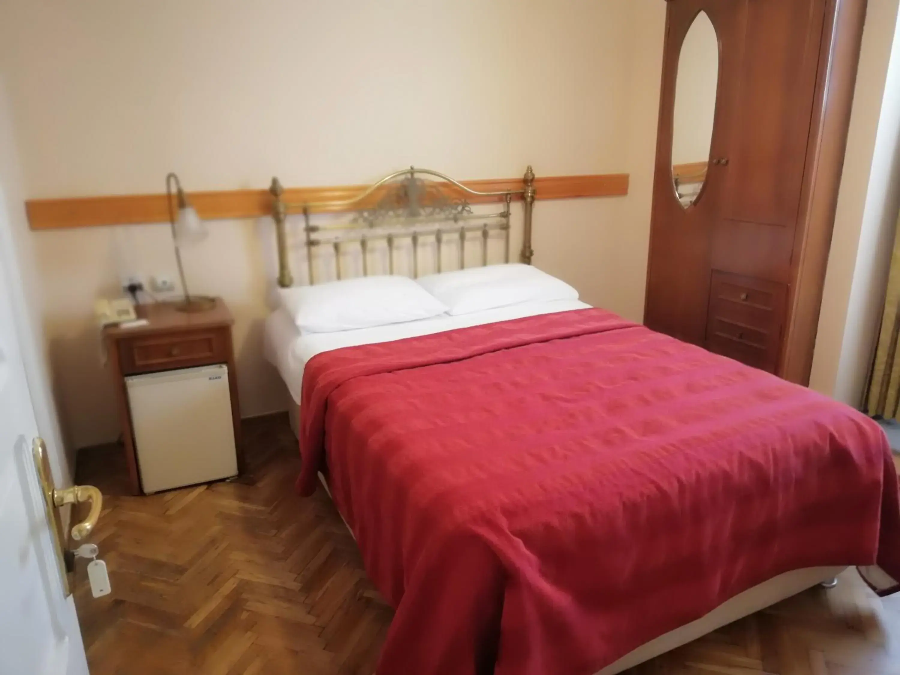 Bed in Turkoman Hotel