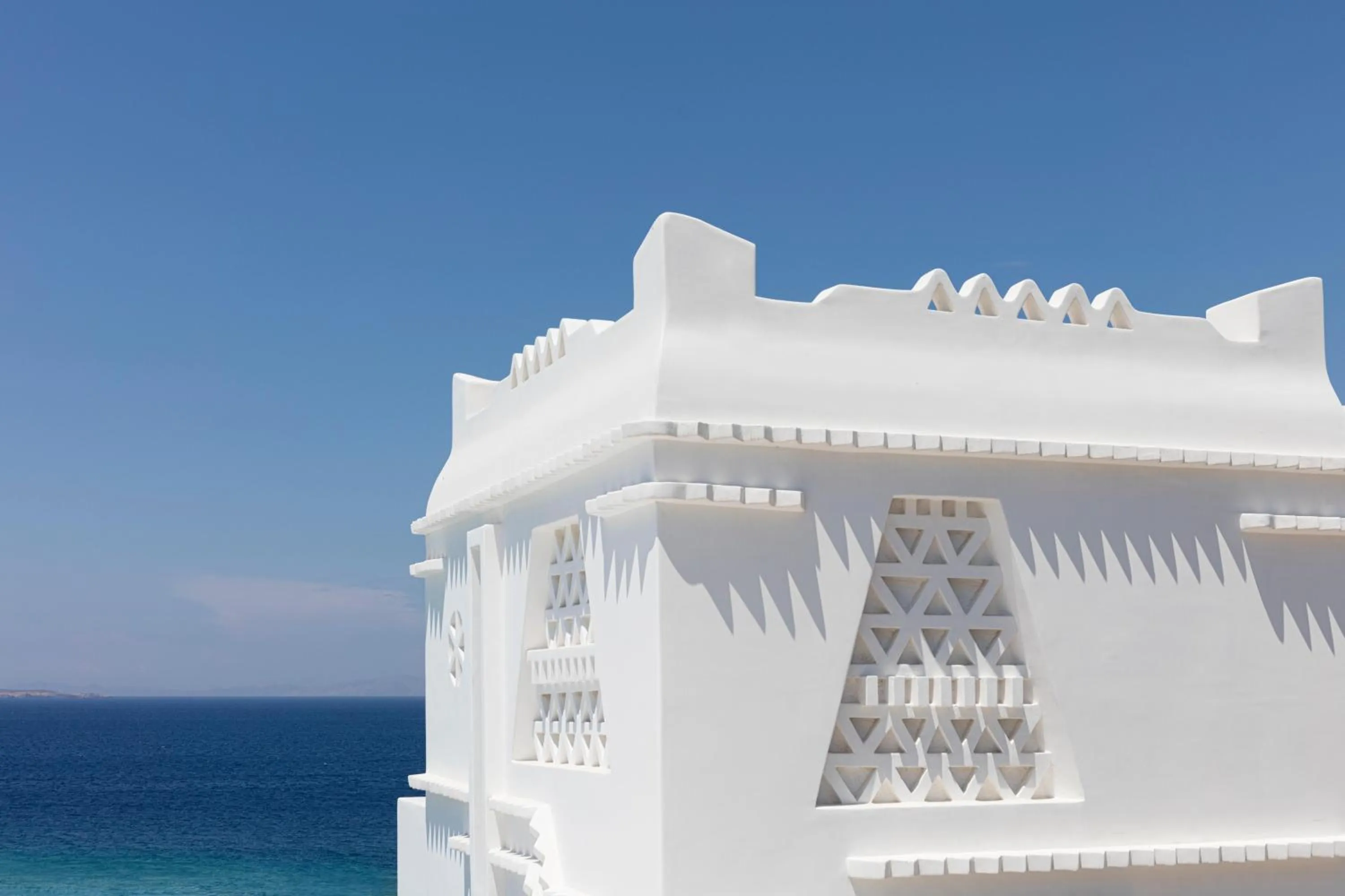 Property building in Porto Mykonos