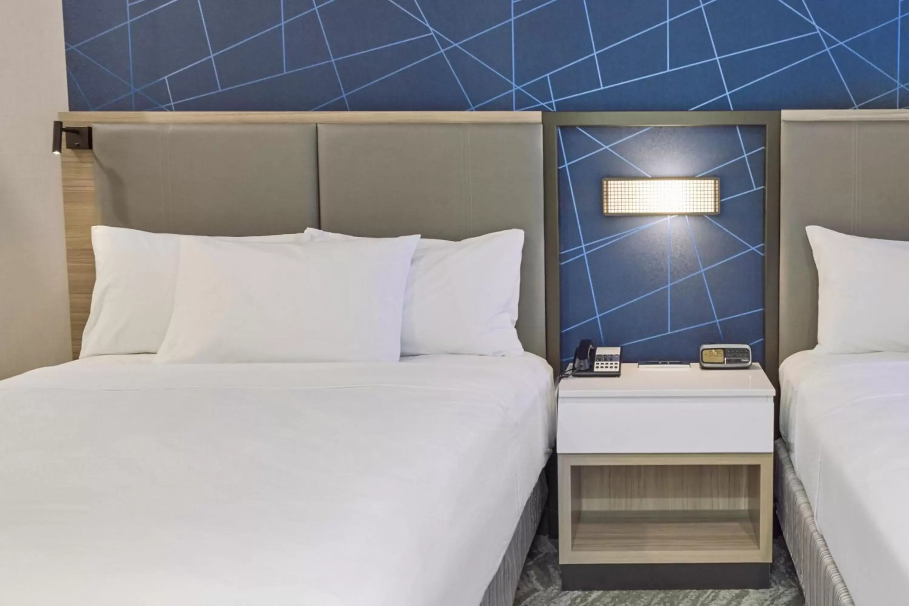 Bedroom, Bed in SpringHill Suites by Marriott Medford Airport