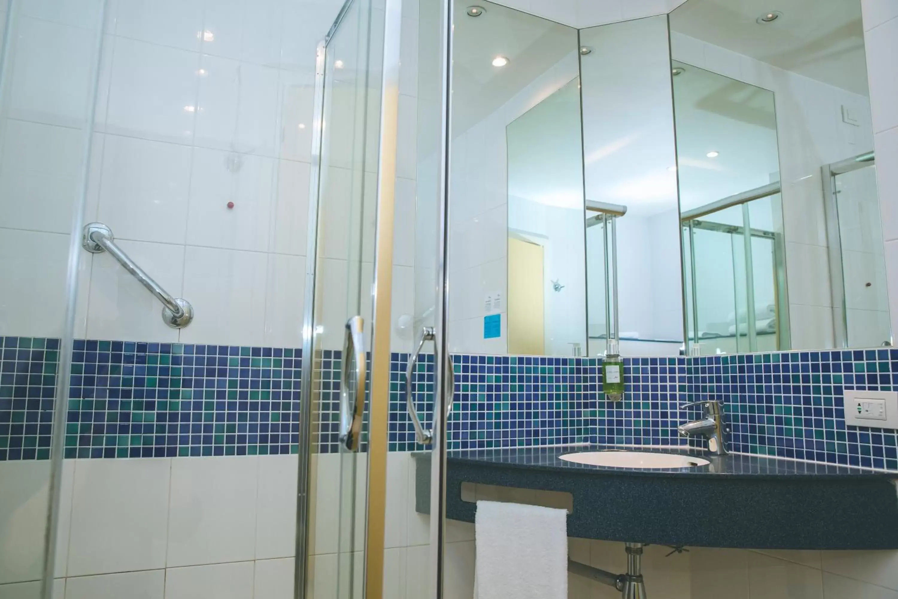 Bathroom in Holiday Inn Express Milan-Malpensa Airport, an IHG Hotel