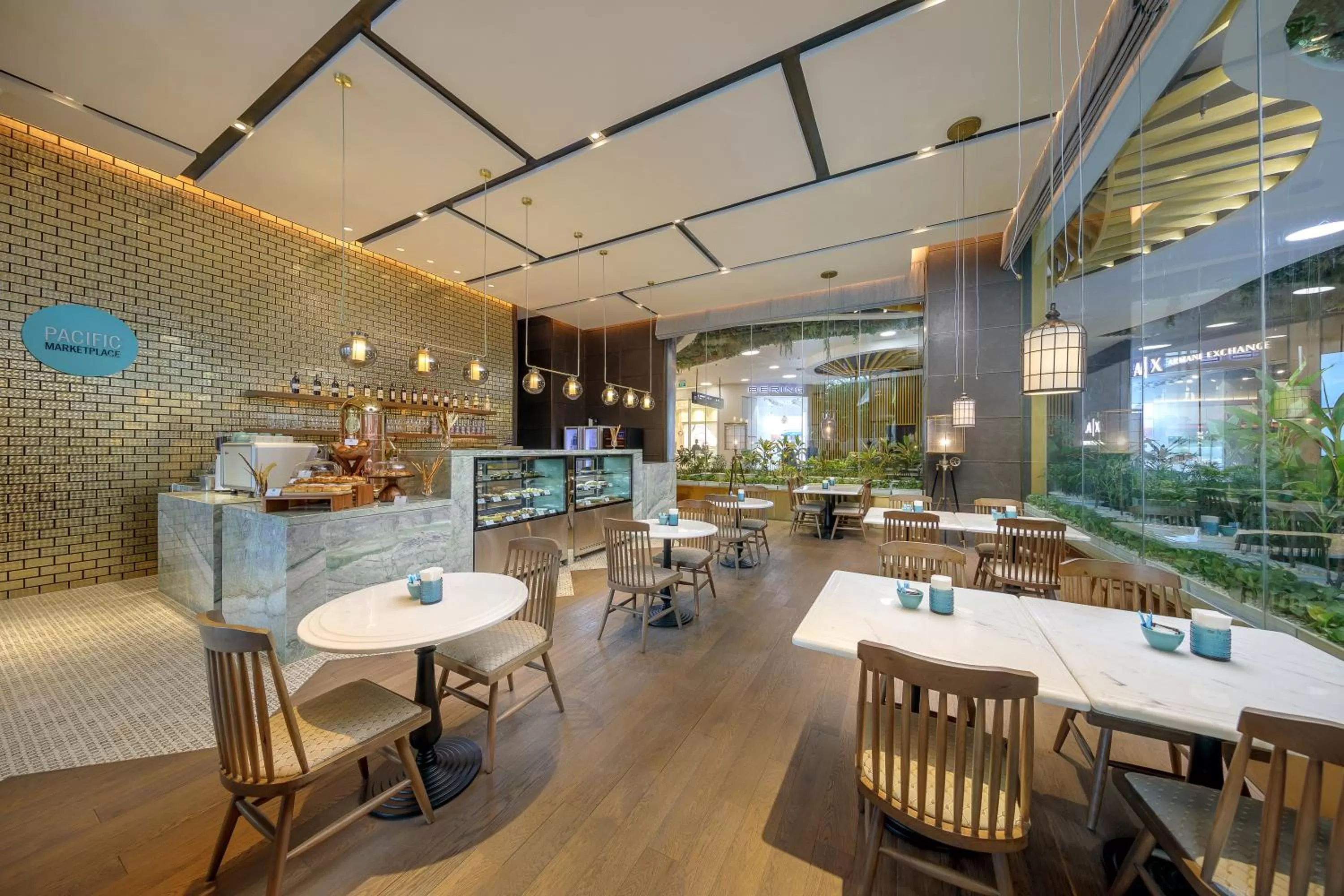 Restaurant/places to eat in Pan Pacific Yangon