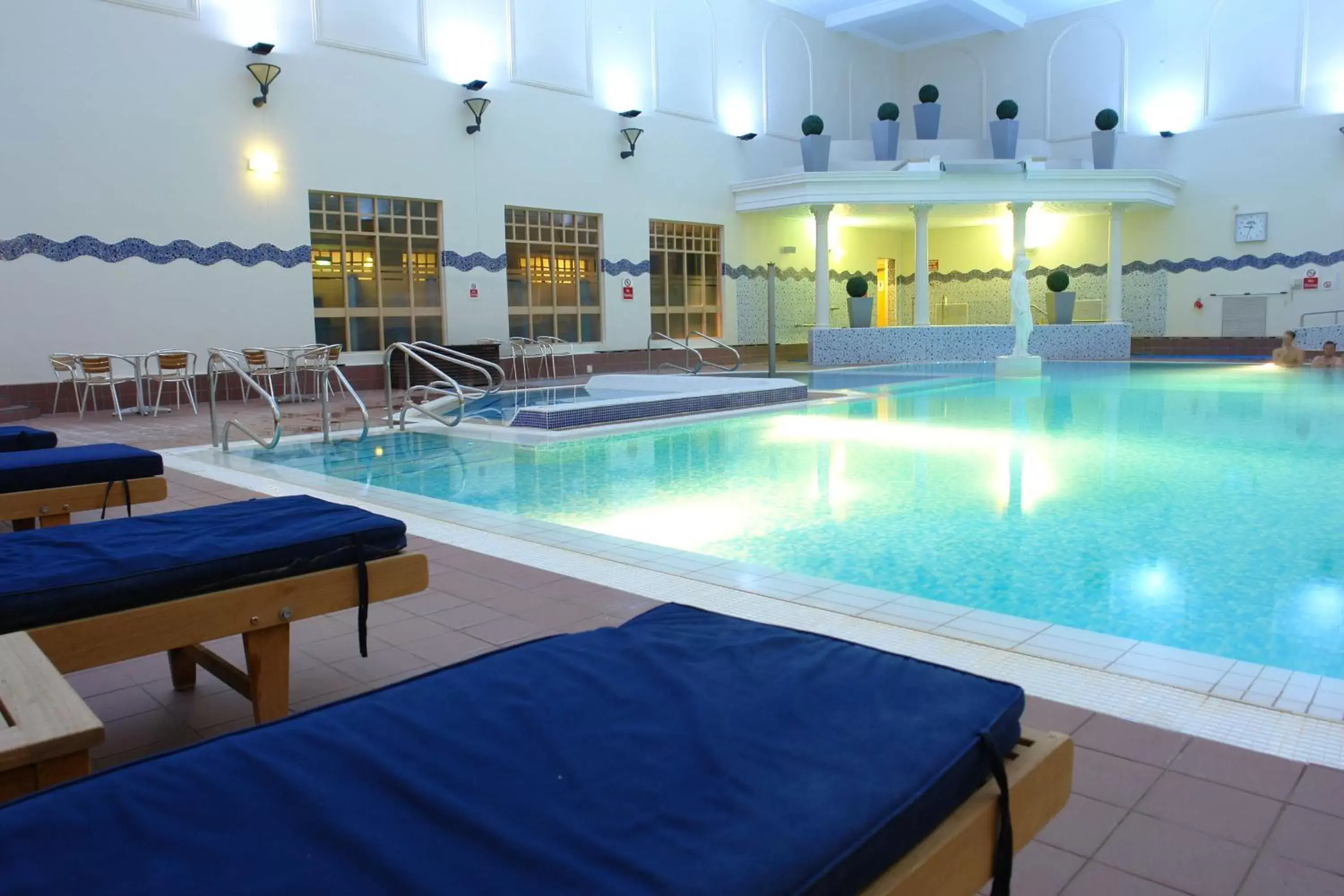 Swimming pool in Belton Woods Hotel, Spa & Golf Resort Swimming pool in Belton Woods Hotel, Spa & Golf Resort