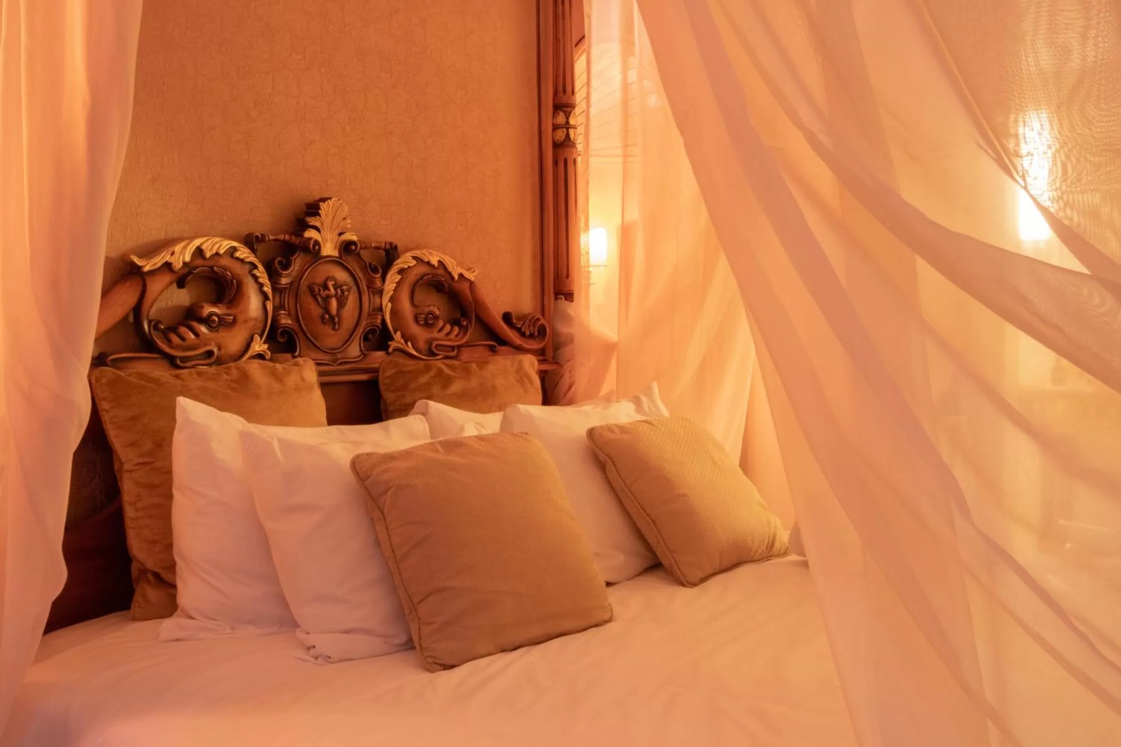 Bed in Villa Palma Boutique Hotel