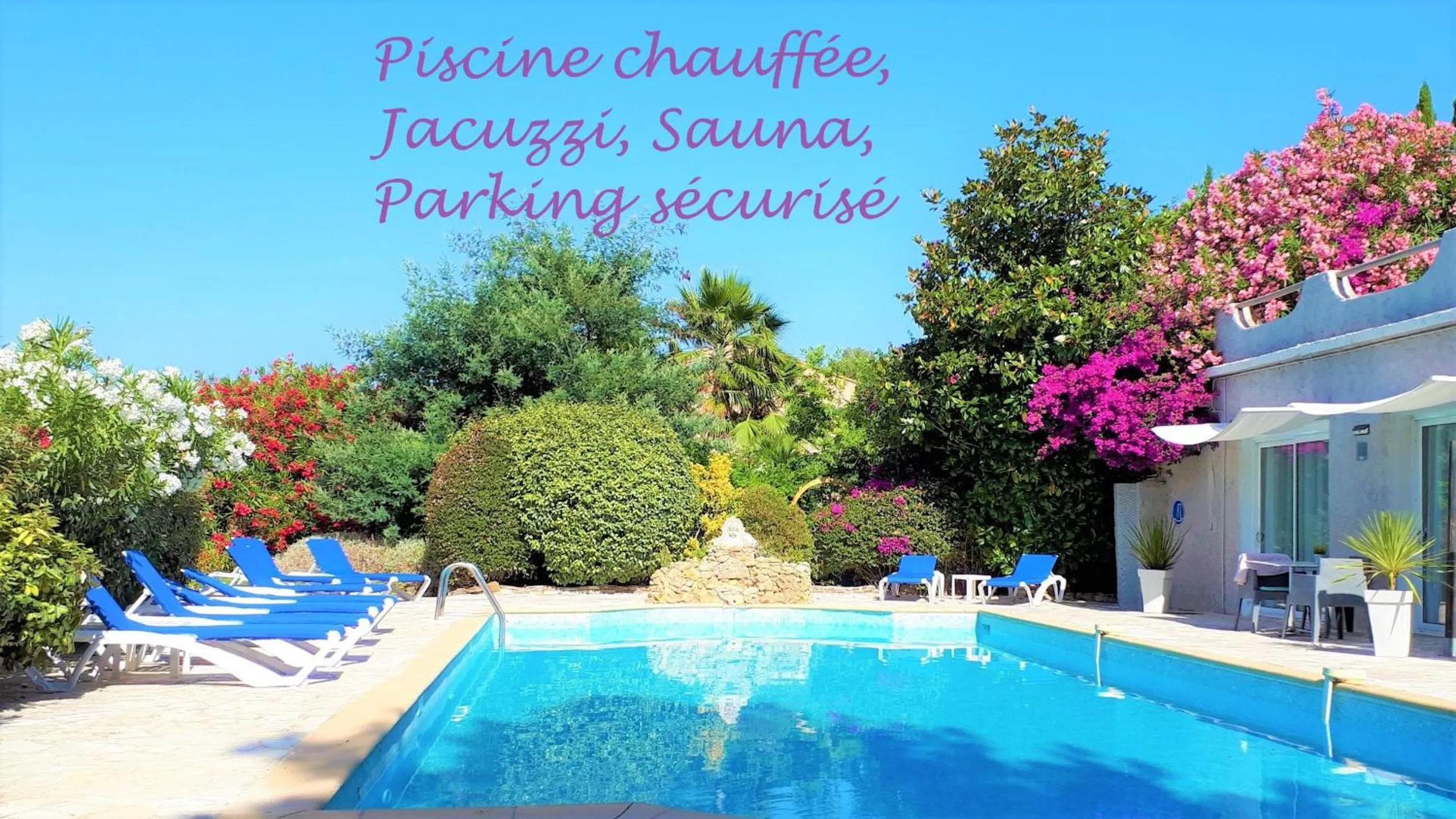 Standard Queen Room in Hotel Les Jardins de Bormes