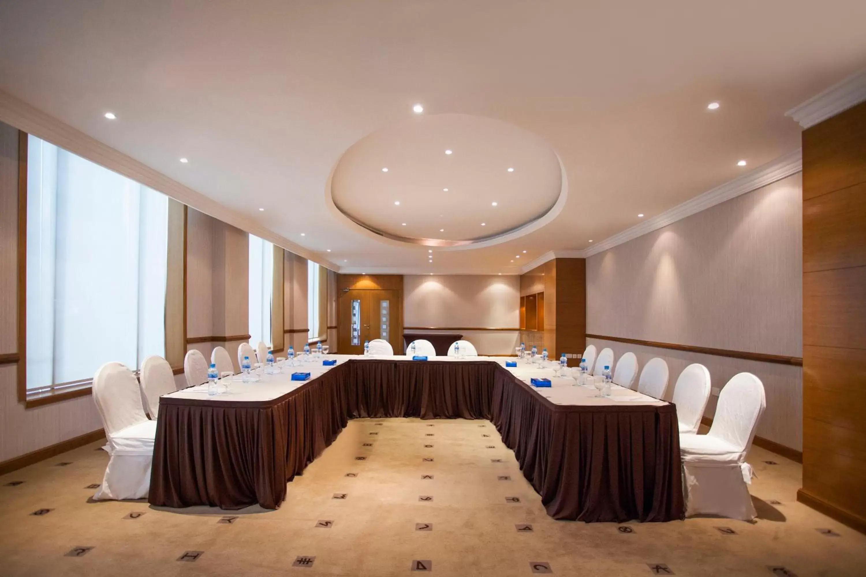Meeting/conference room in Marina Byblos Hotel