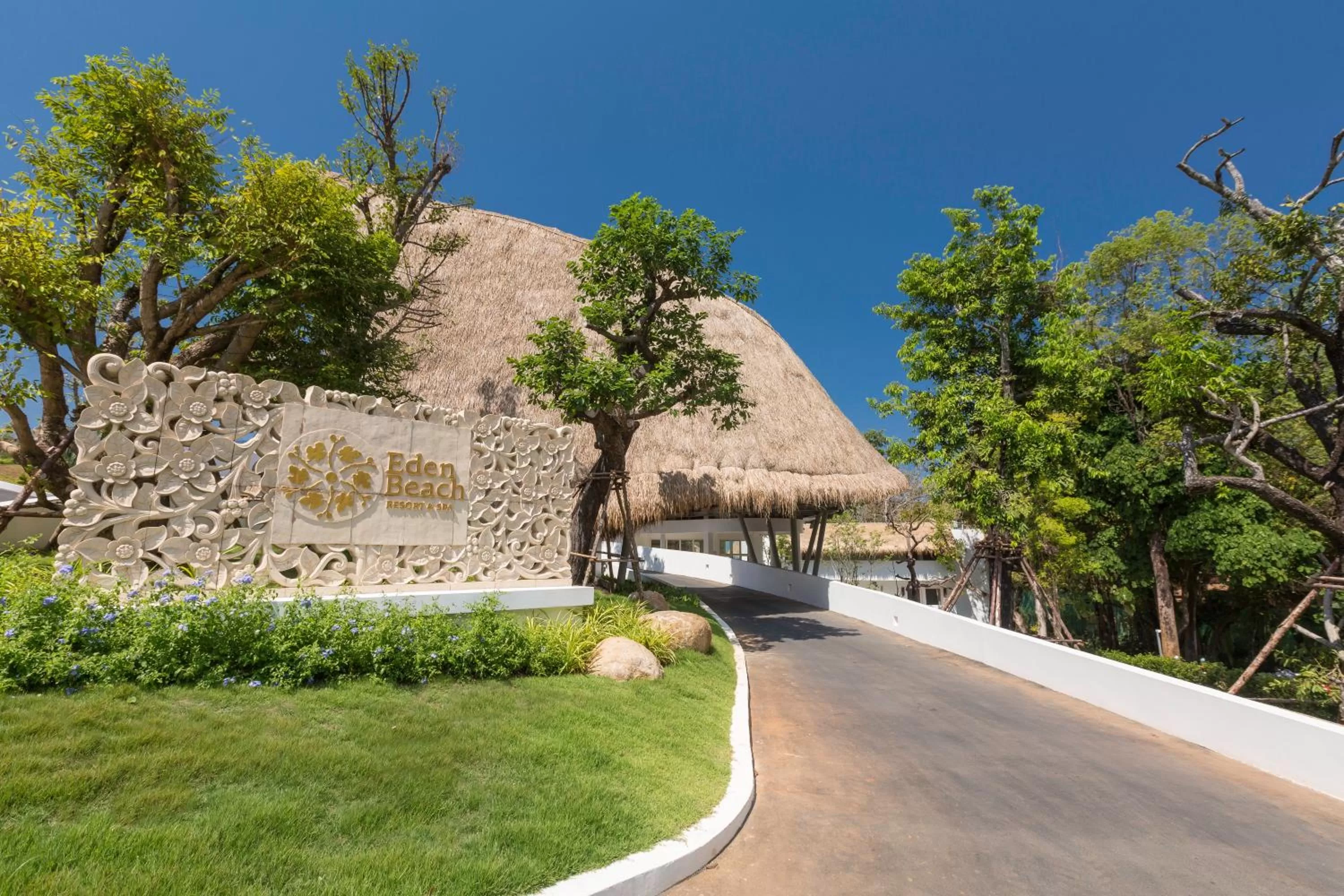 Facade/entrance in Eden Beach Khao Lak Resort & Spa