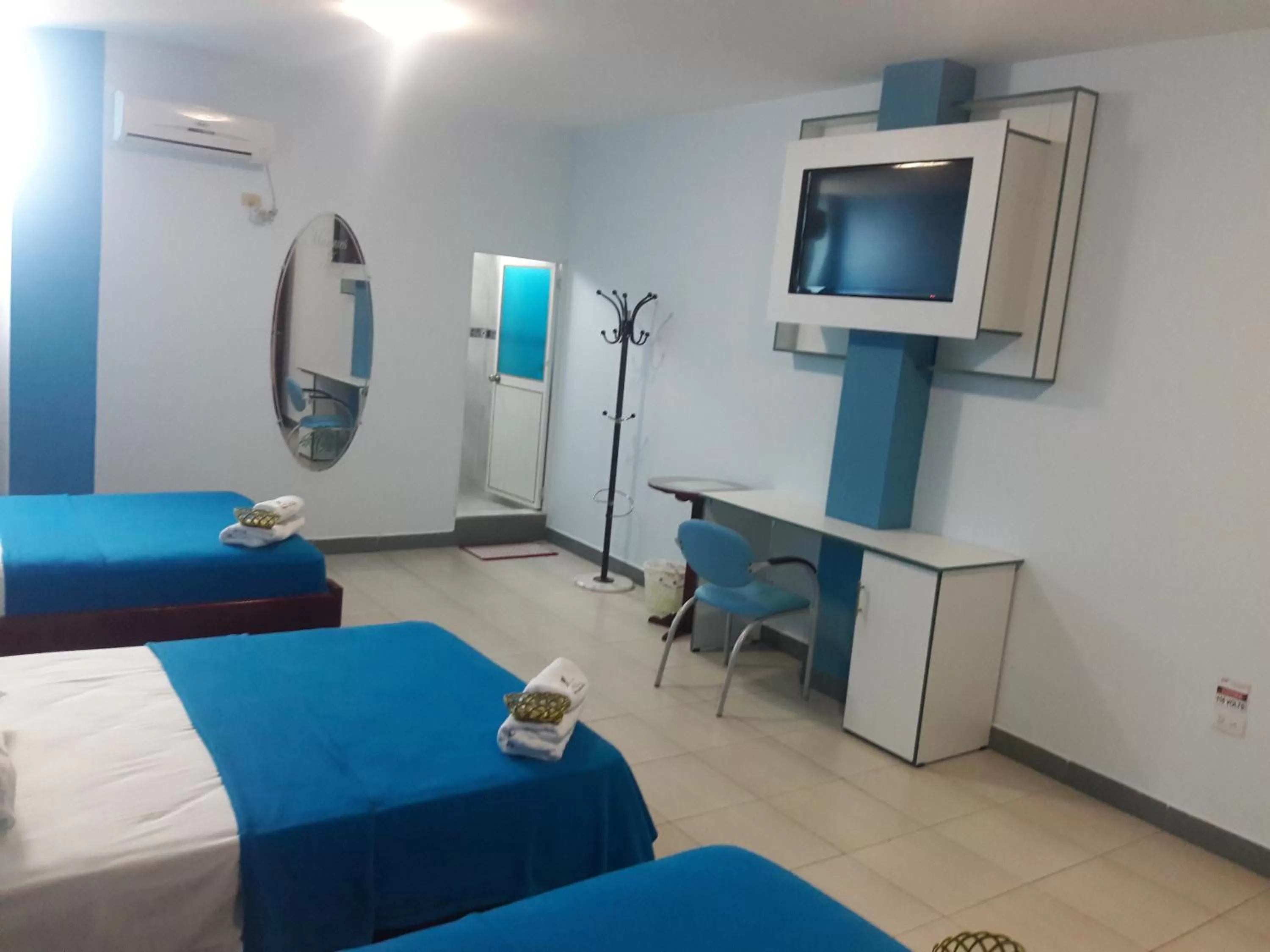 Photo of the whole room, Bed in Hotel Marques Amazonico