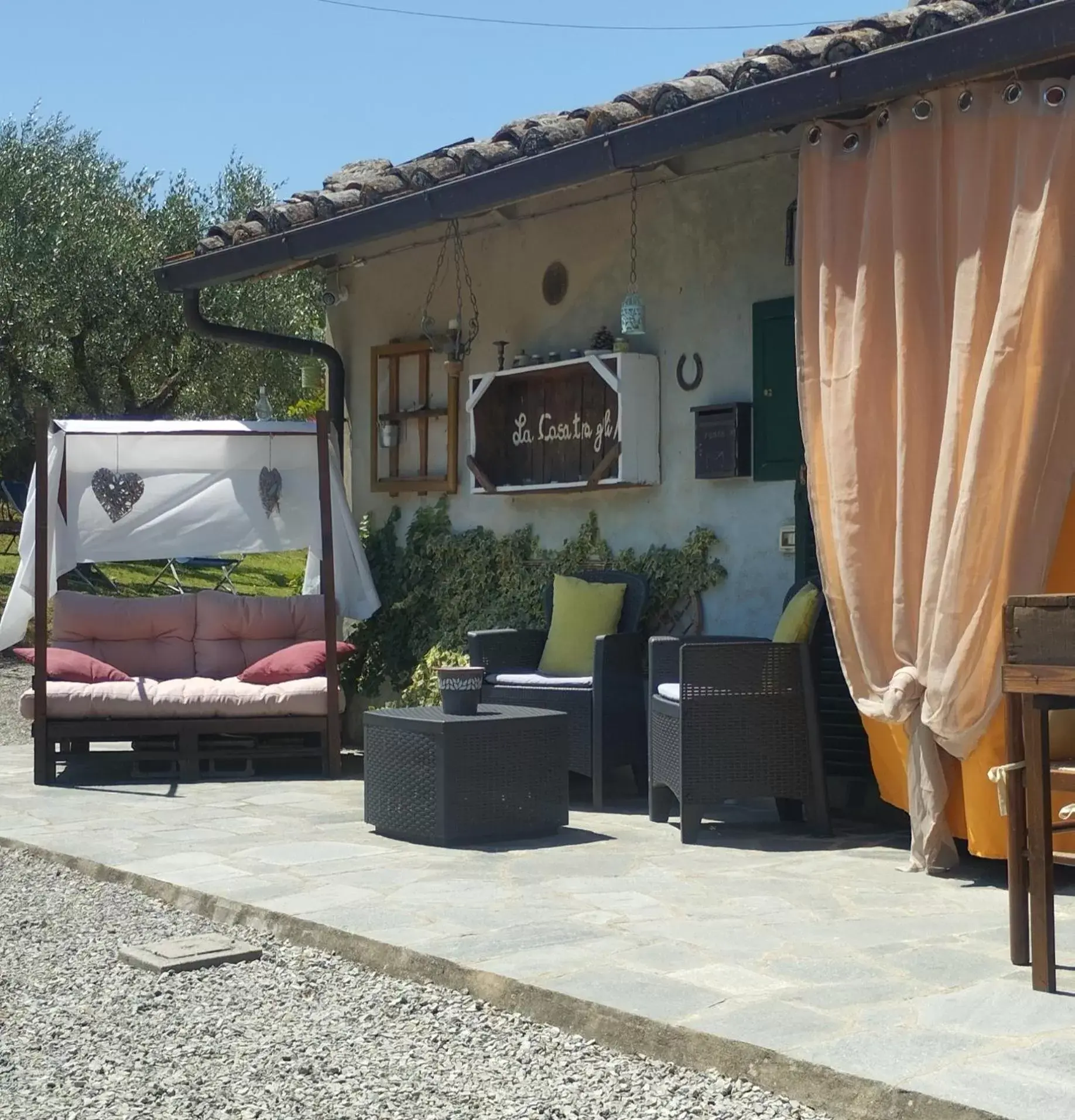 Patio, Property Building in La Casa tra Gli Ulivi Cottage House