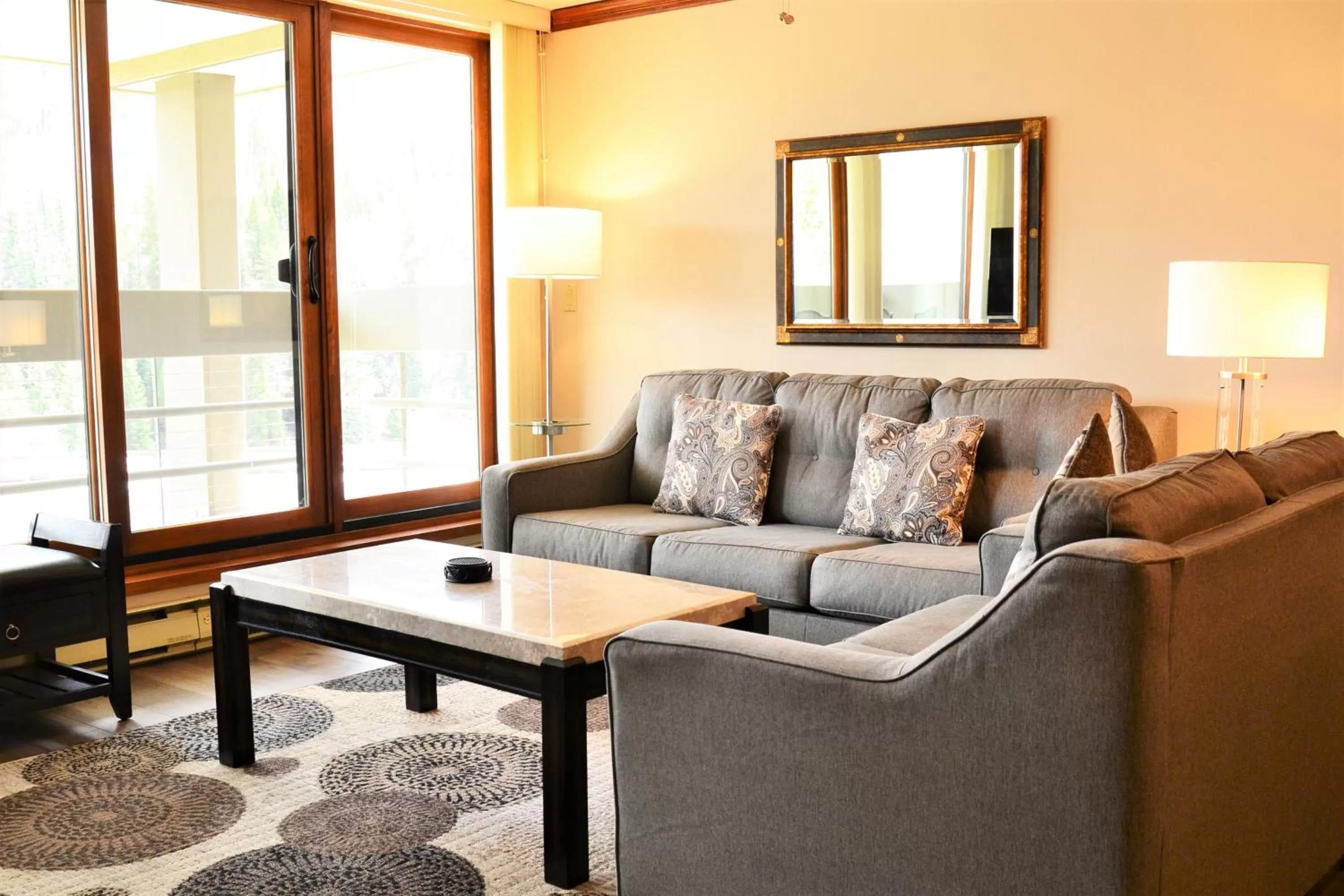 Living room in Simba Run Vail Condominiums