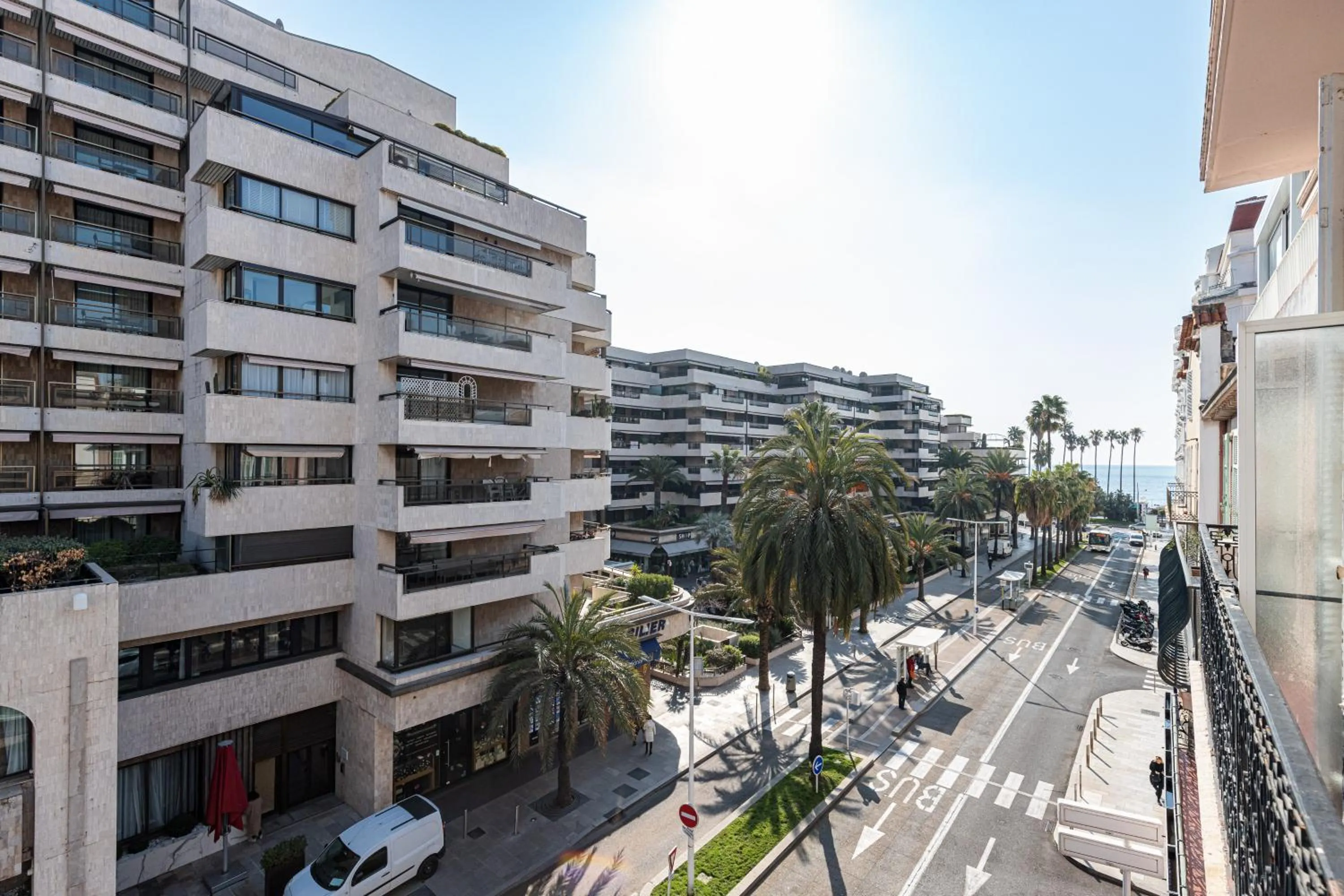 City view in Naomi Cannes