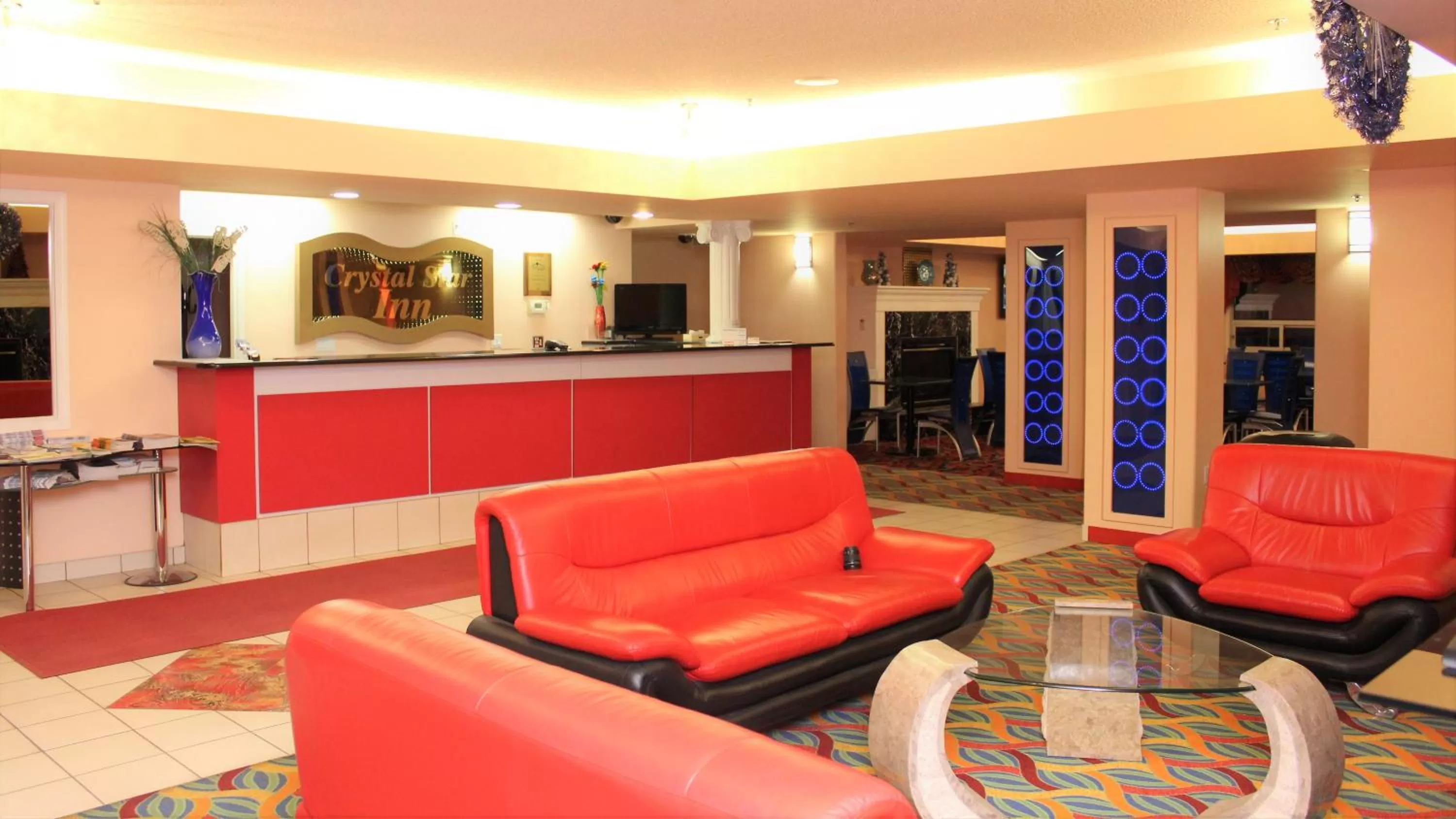 Facade/entrance in Crystal Star Inn Edmonton Airport with free shuttle to and from Airport