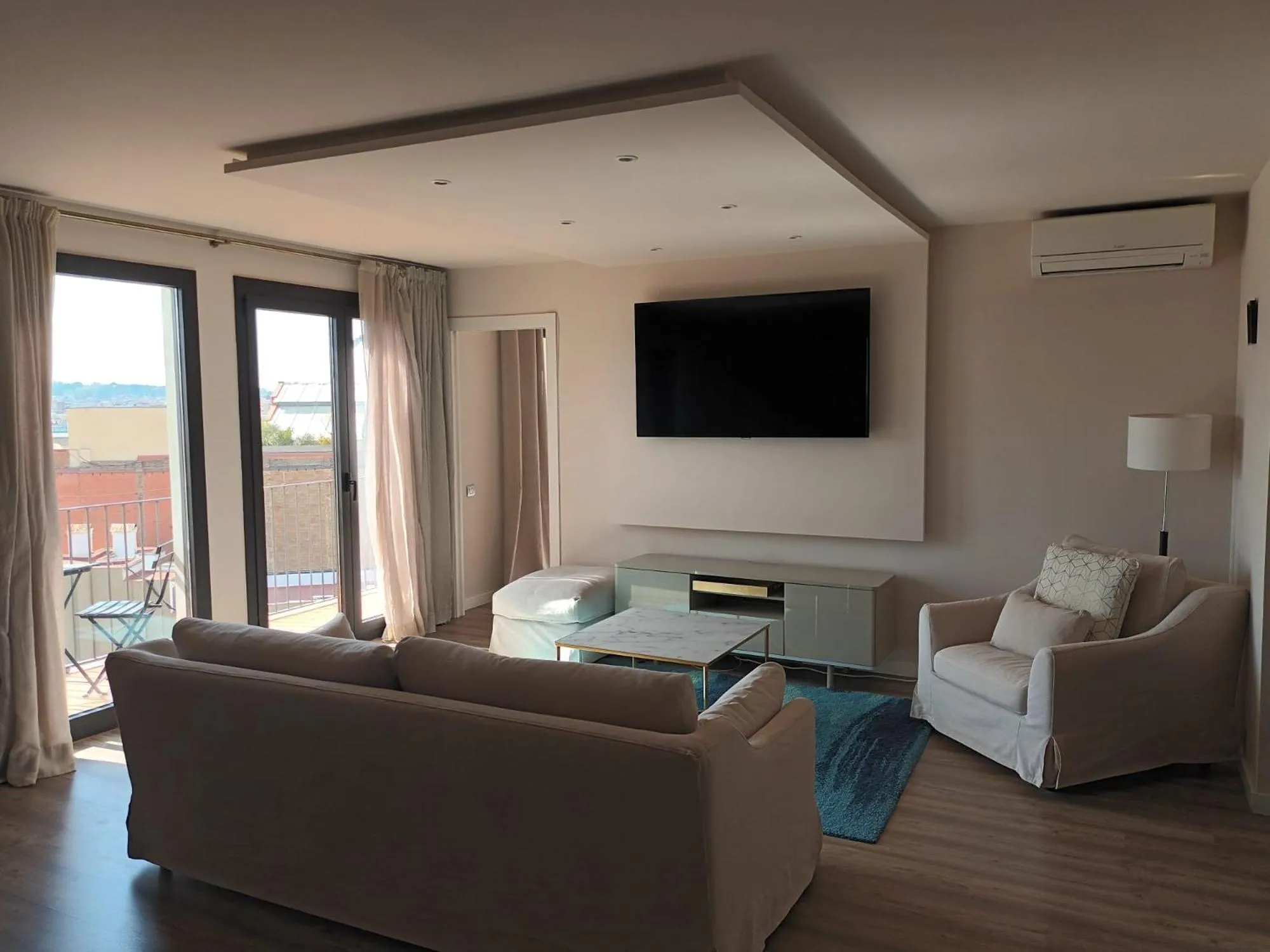 Superior Family Room in Hotel Monegal