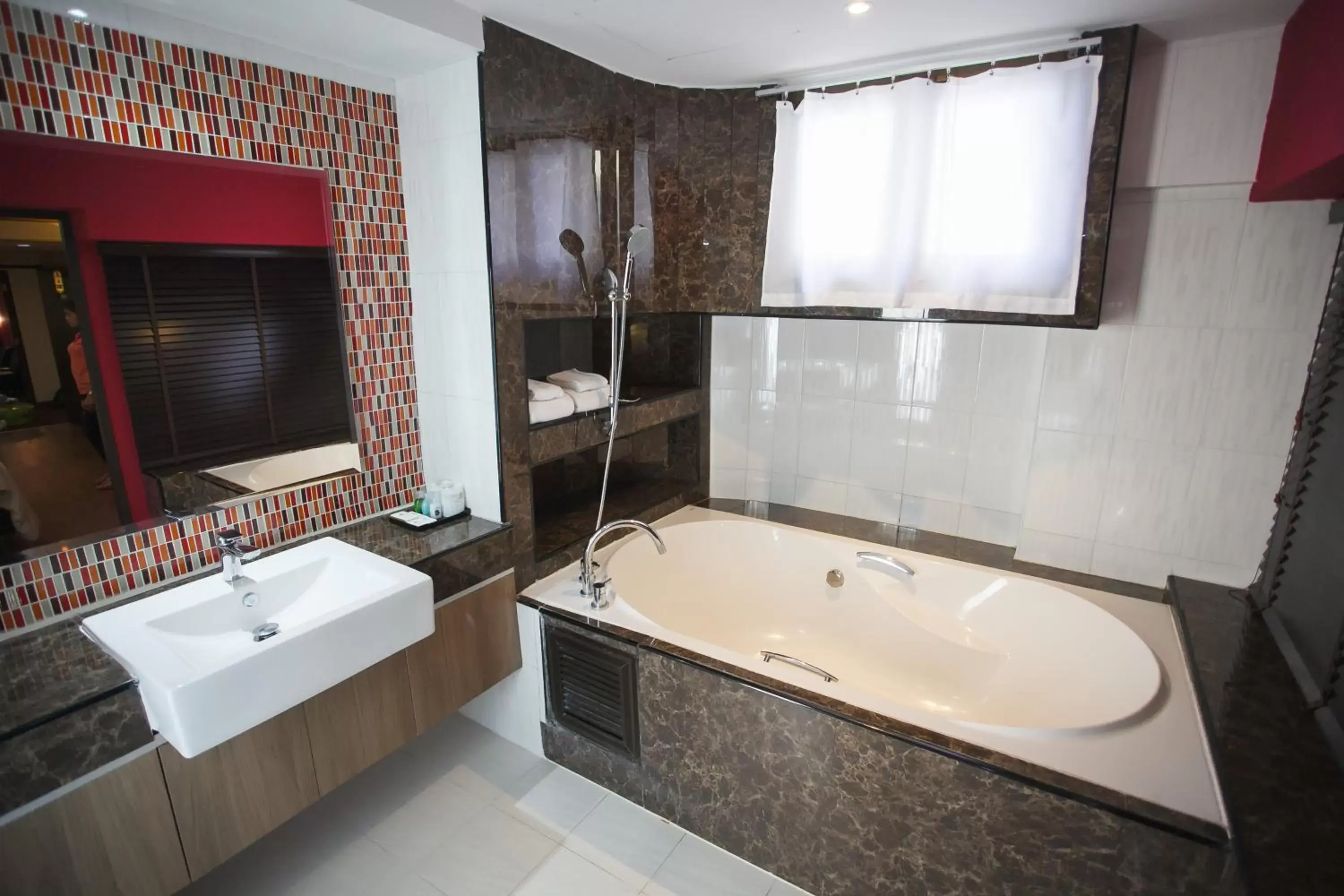 Toilet, Bathroom in Grand Pink Hotel Hatyai