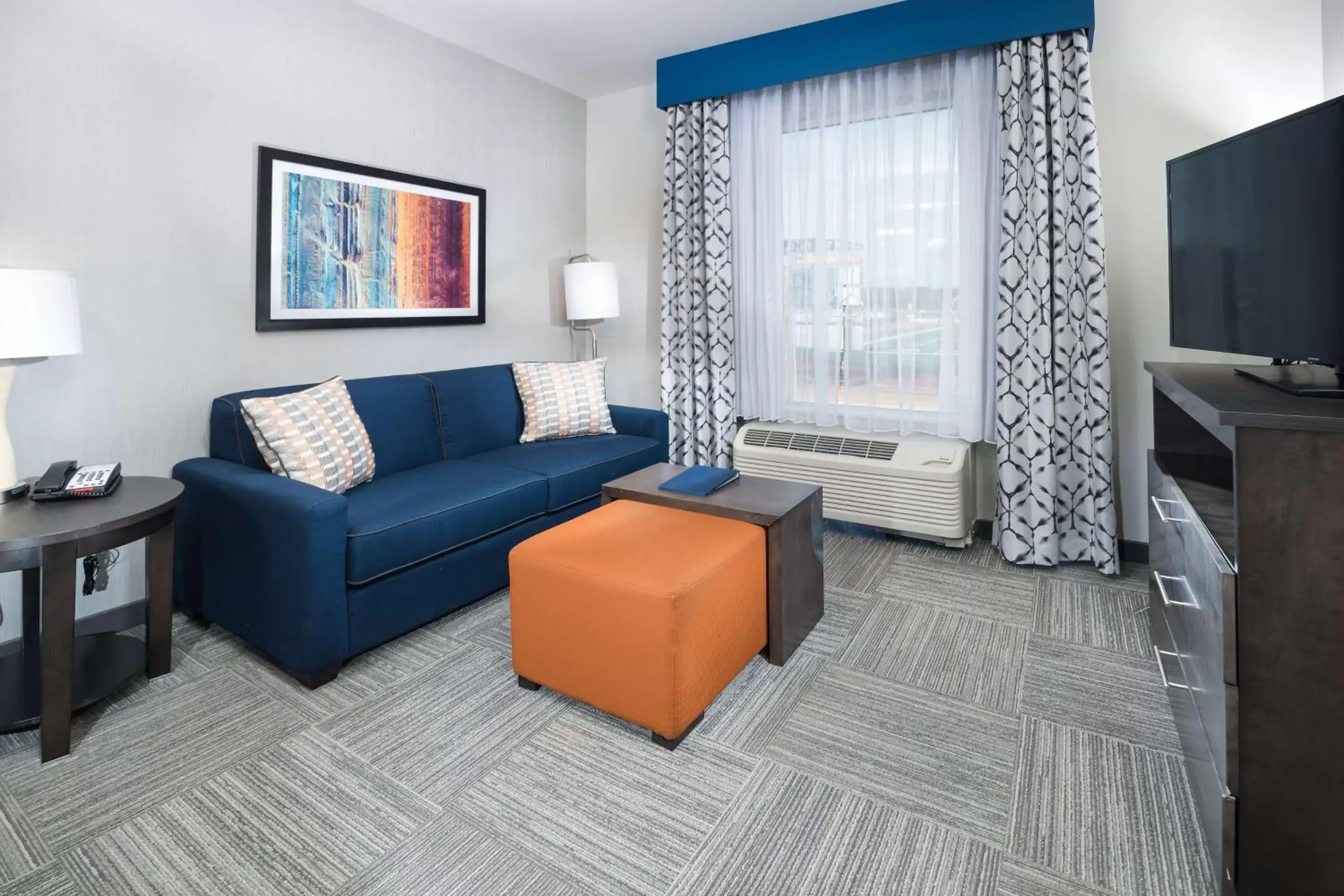 Bedroom, Seating Area in Homewood Suites By Hilton Tulsa Catoosa