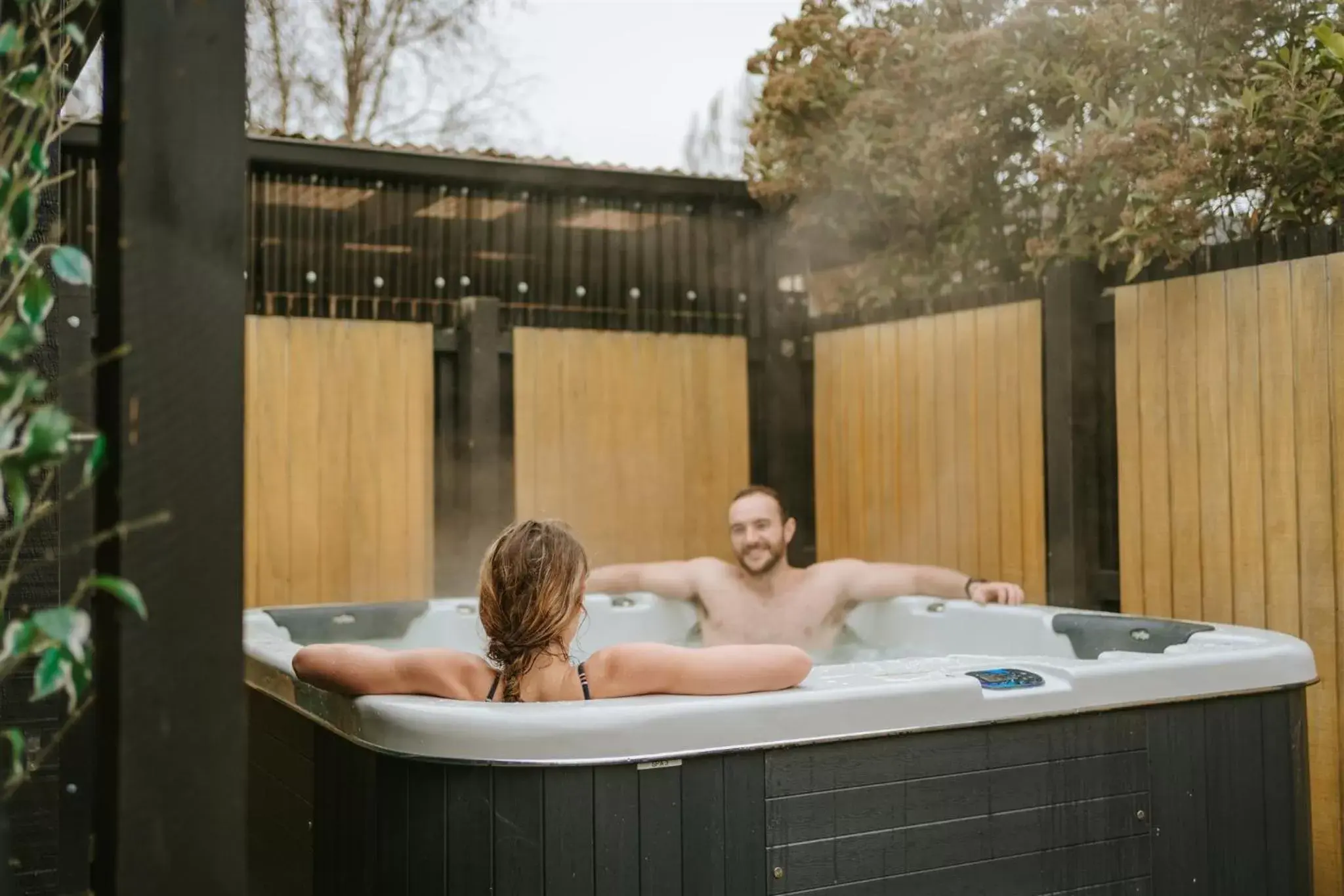 Hot Tub in Edgewater Hotel