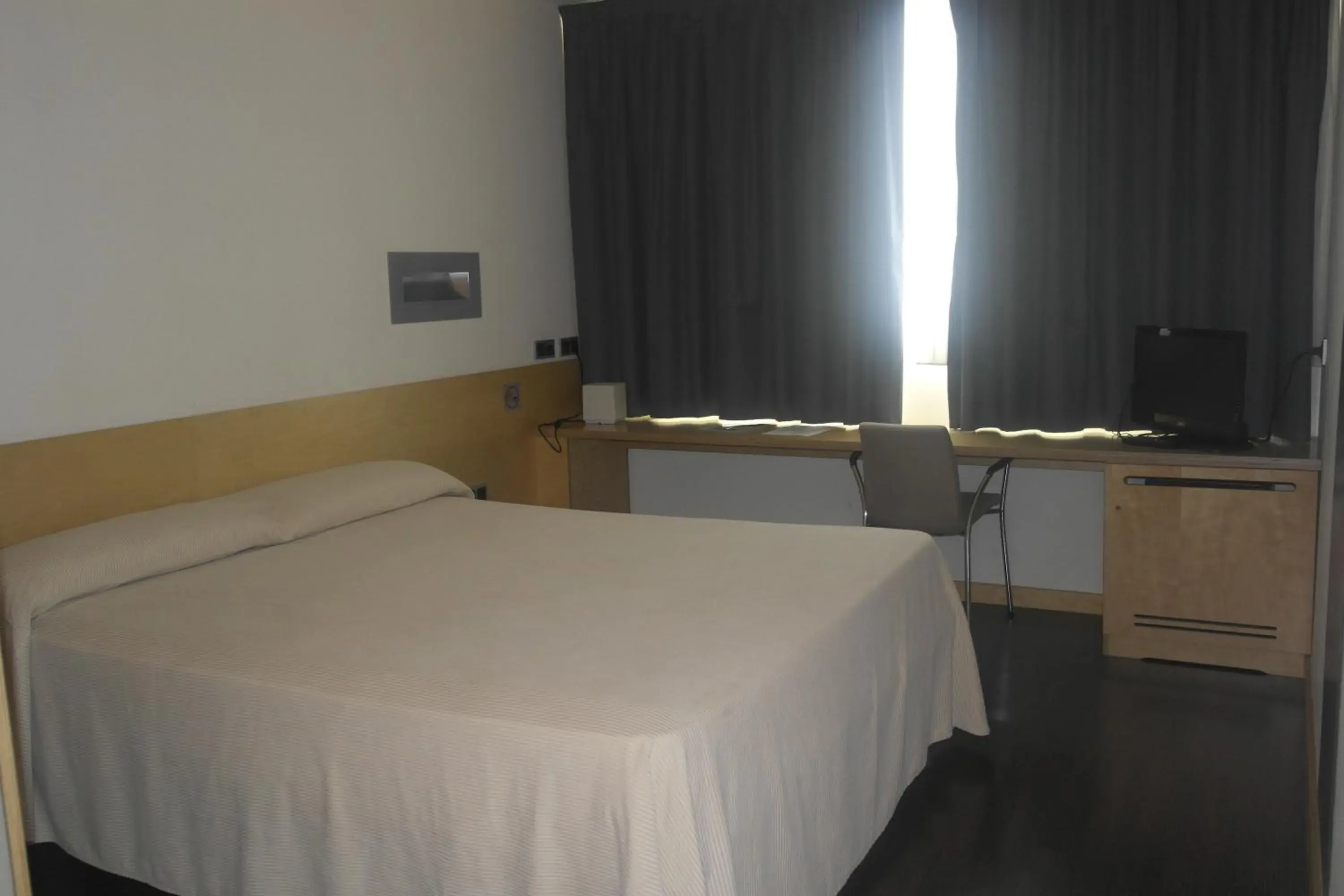 Bed in Gobeo Park Bed in Gobeo Park