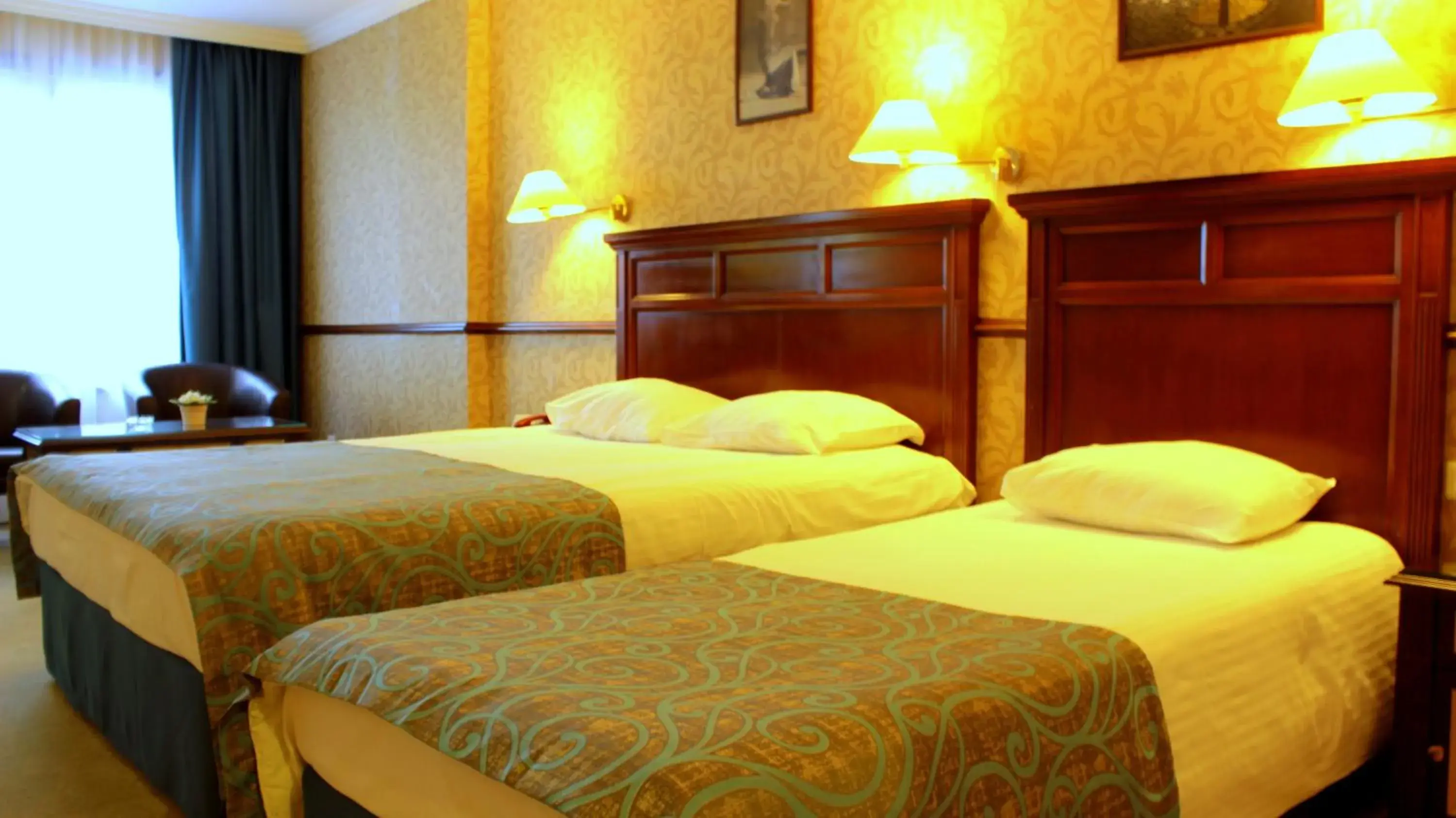 Day, Bed in Topkapi Inter Istanbul Hotel