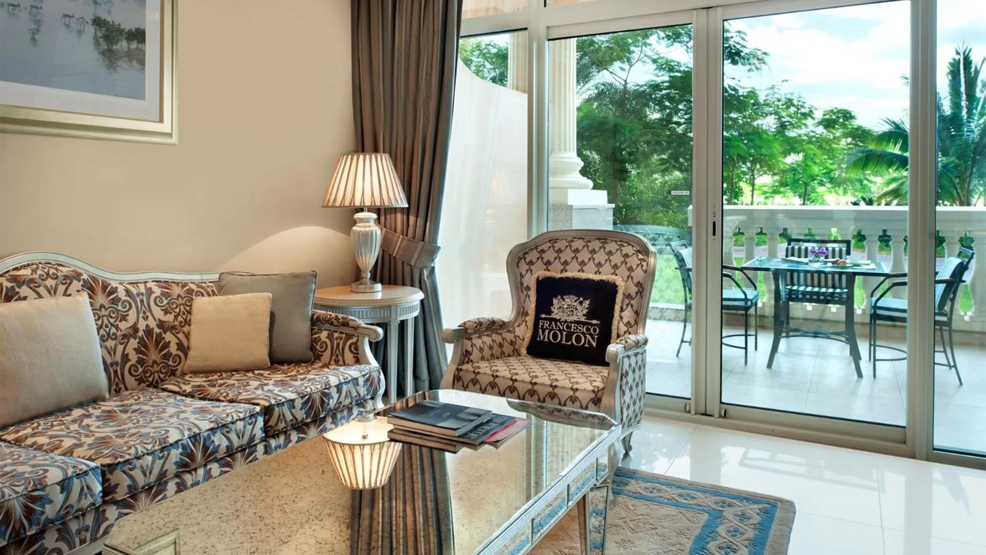 Living room in Kempinski Hotel & Residences Palm Jumeirah