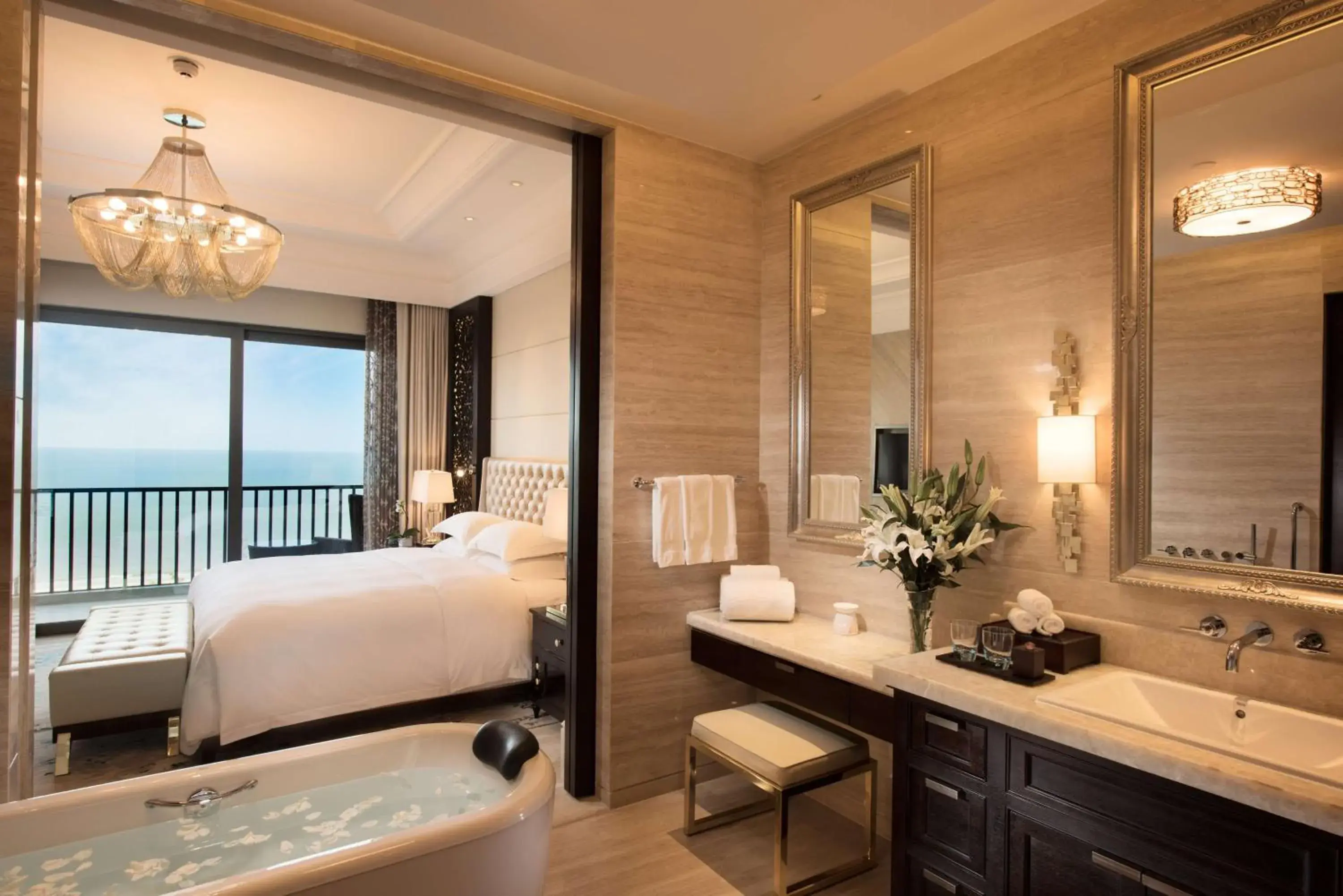 Bathroom, Bed in Hilton Haikou Meilan - Beachfront Hotel Bathroom, Bed in Hilton Haikou Meilan - Beachfront Hotel