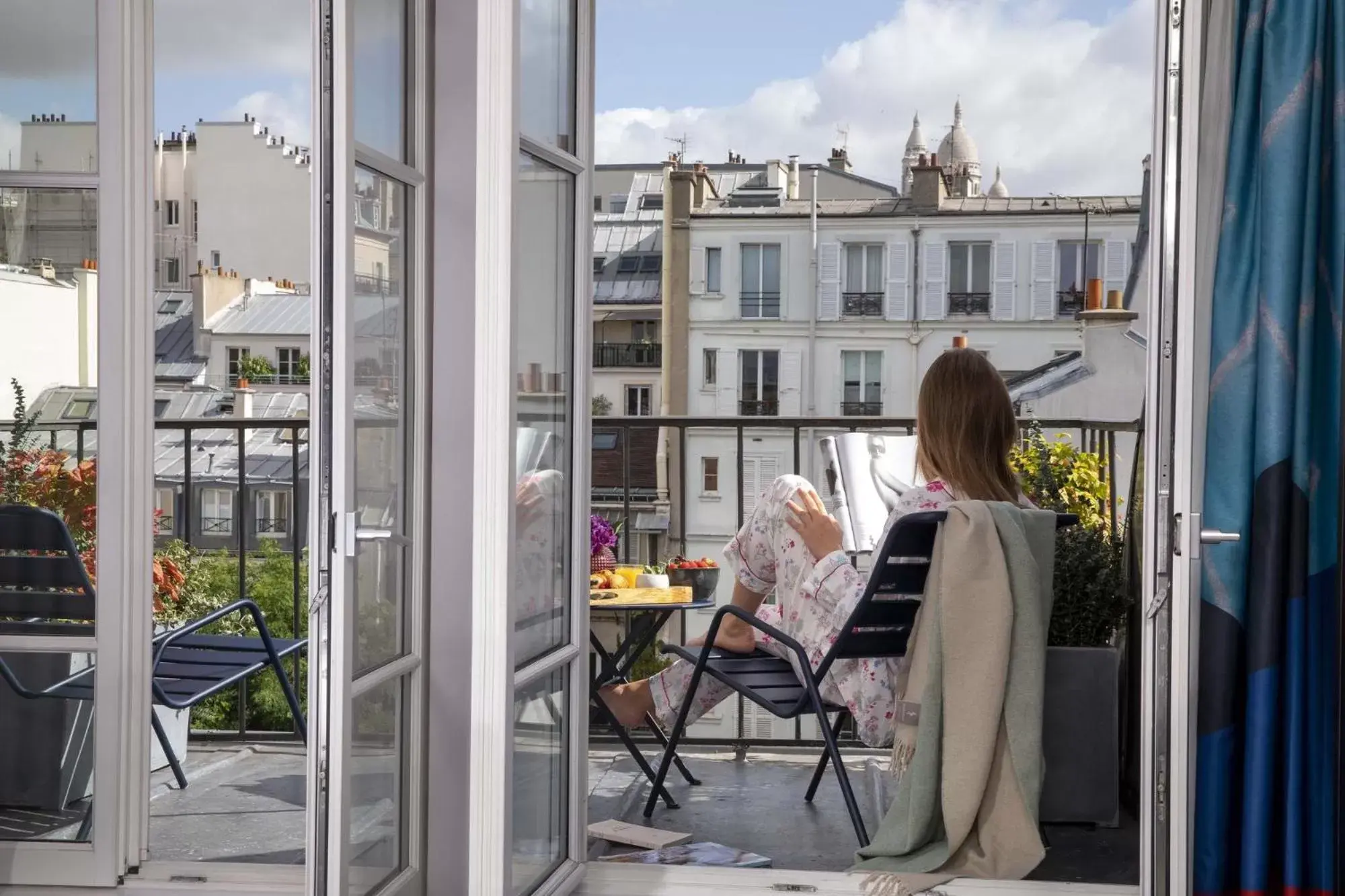 Balcony/Terrace in Les Matins de Paris & Spa