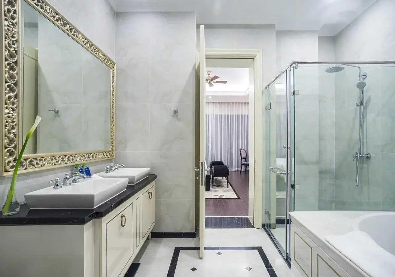 Shower, Bathroom in Radisson Blu Resort Phu Quoc